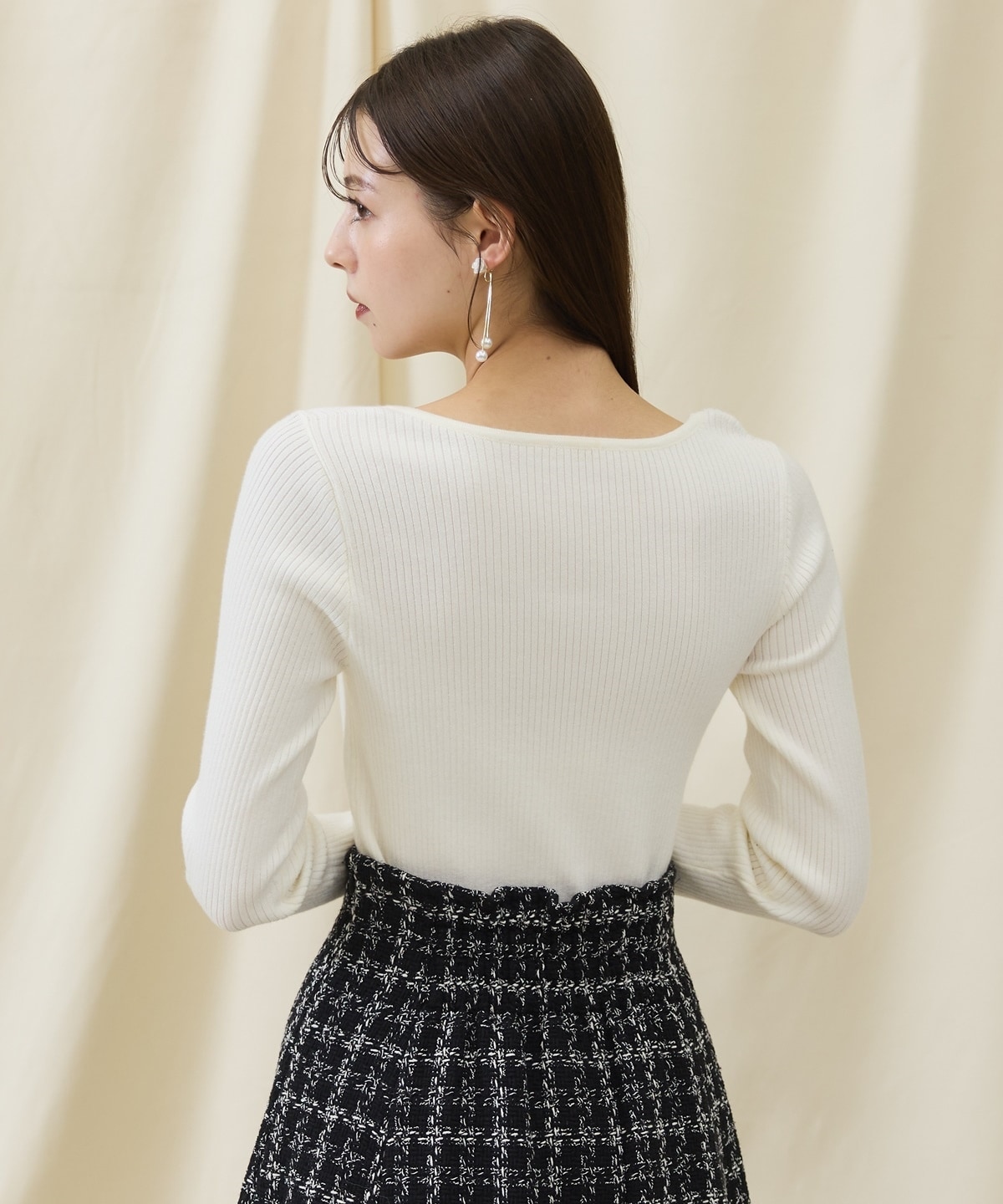 デコルテビスチェリブニットプルオーバー