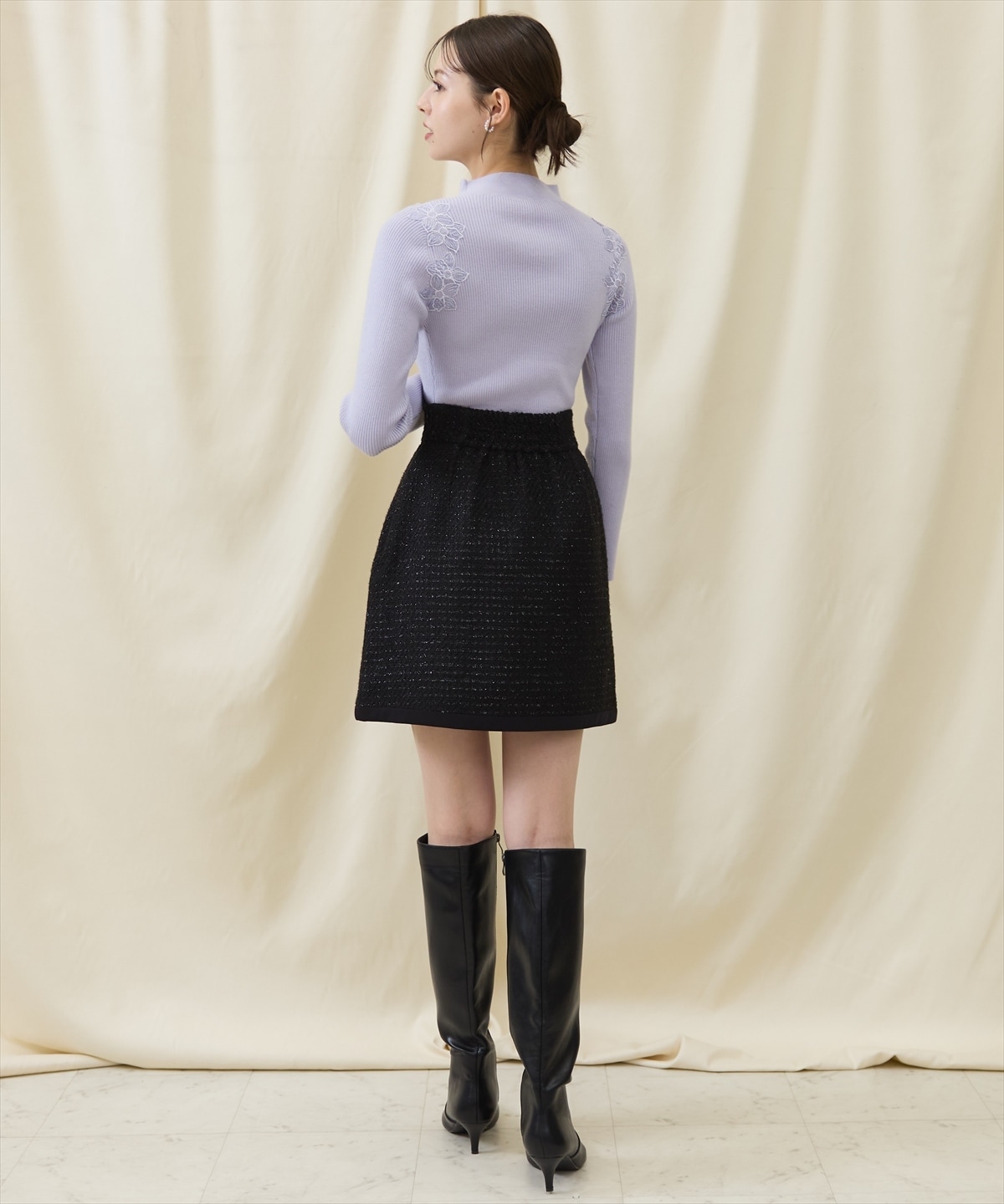 ショルダーレース刺繍ニットプルオーバー