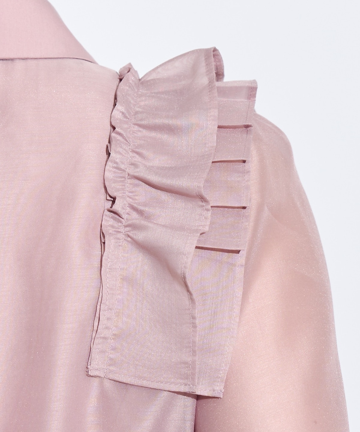 クレリックショルダータックフリルブラウス