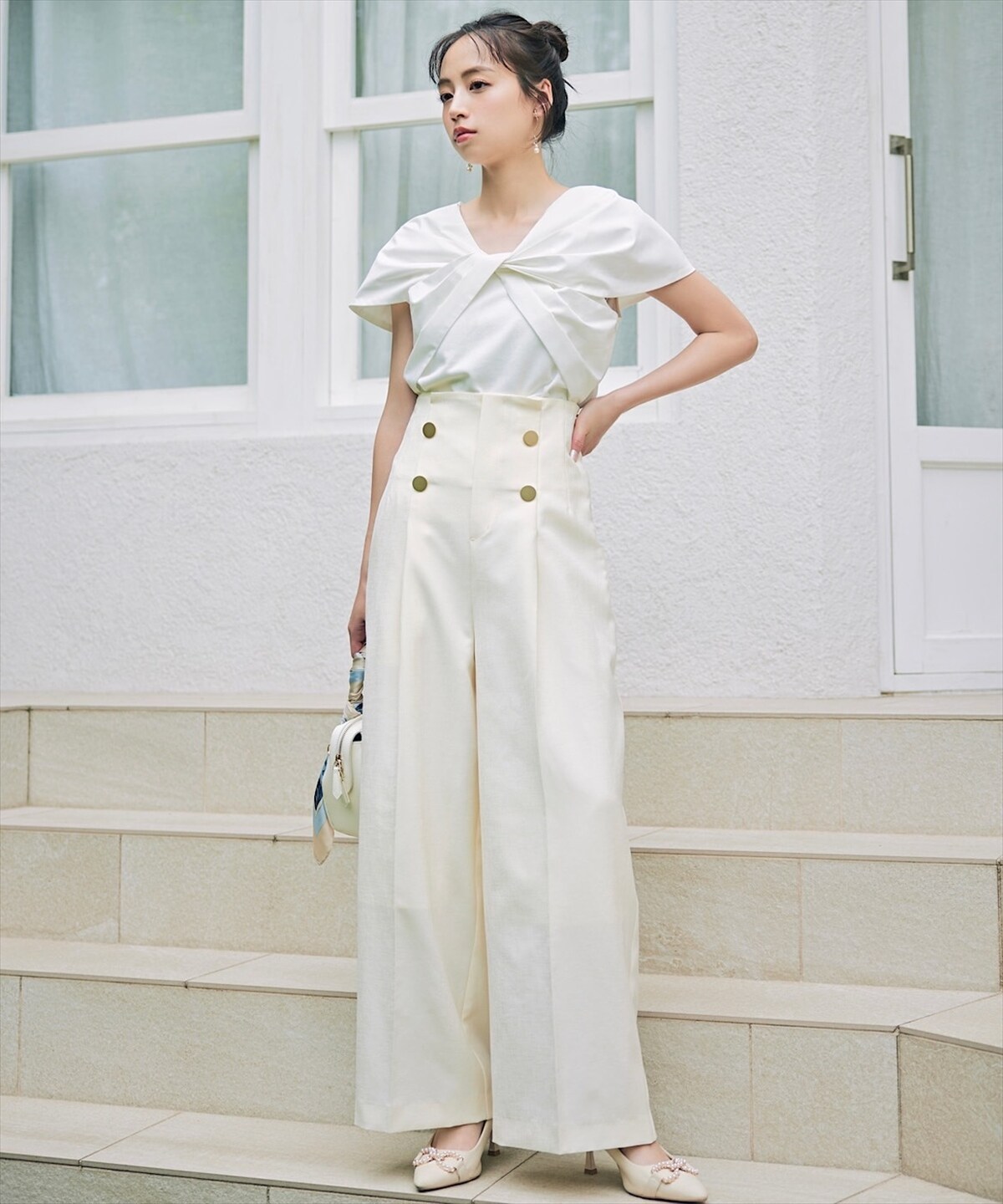 異素材ツイストディテールプルオーバー