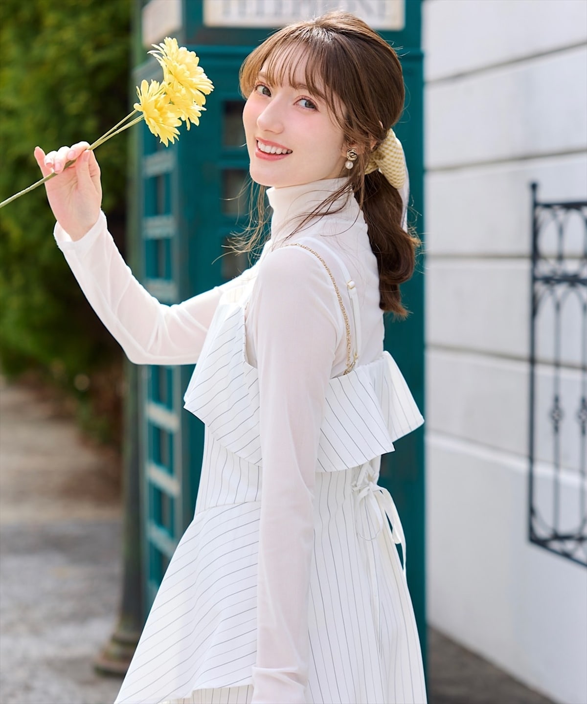 アシメフリルチェーン付きキャミワンピース