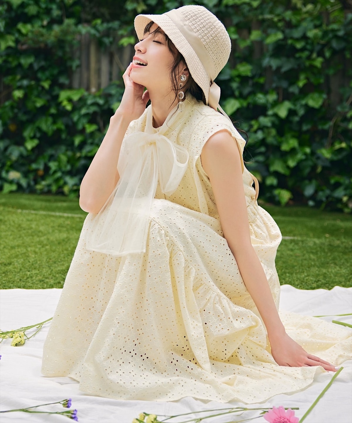 アイレットレース×チュールボウタイワンピース