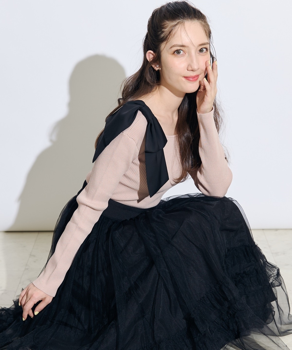 異素材ショルダーリボンスクエアネックニットプルオーバー