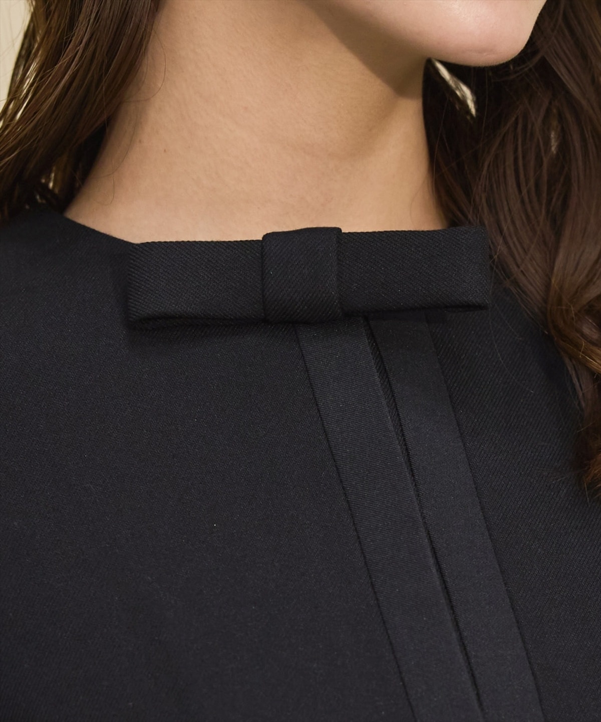 ノーカラーリボンジャケット