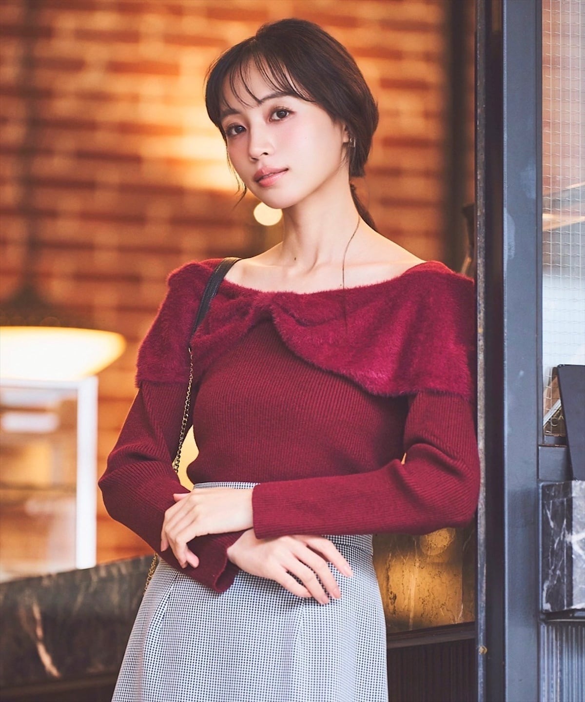 リボンオフショルフェザーニット