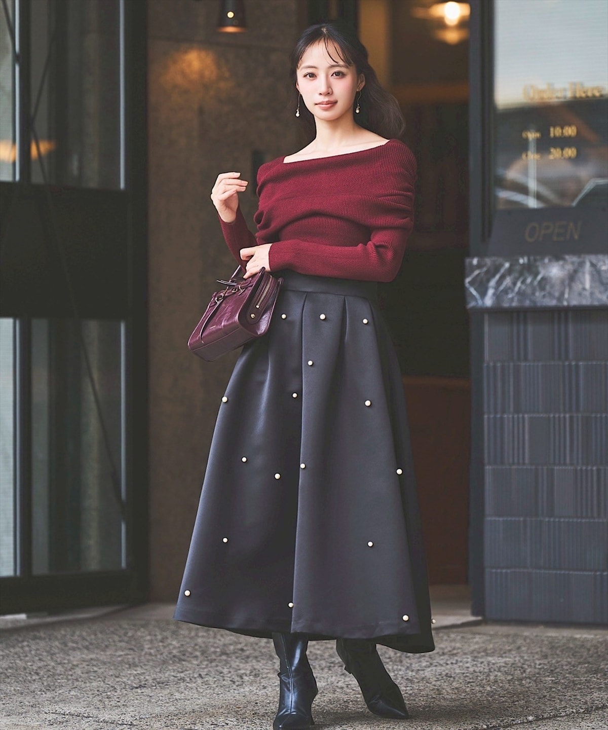 サイドギャザーオフショルニット