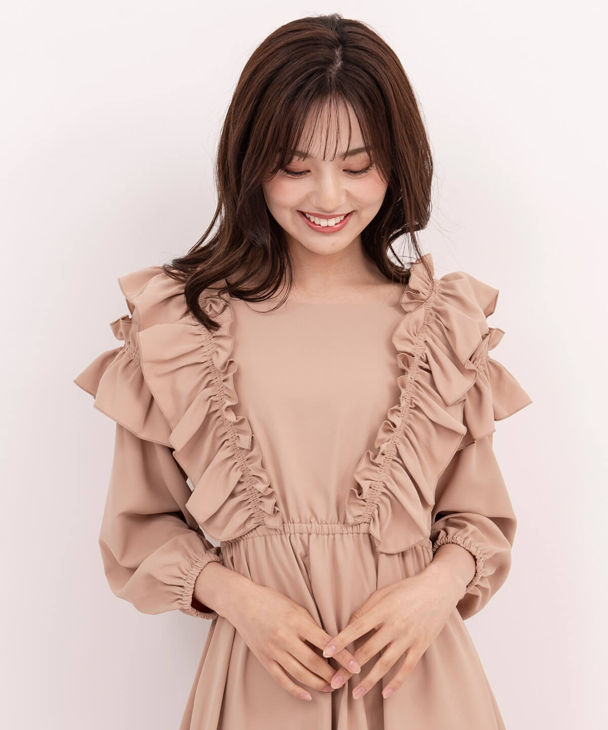 ラッフルワンピース M ベージュ Willselection 公式オンラインショップ バーンデストローズ