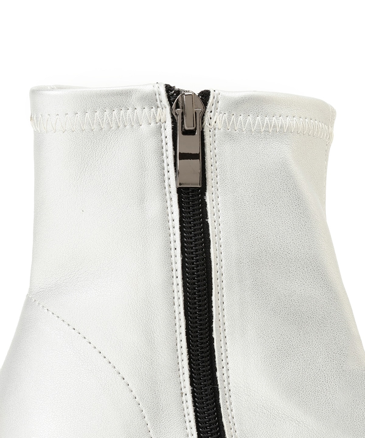 ショートブーツ