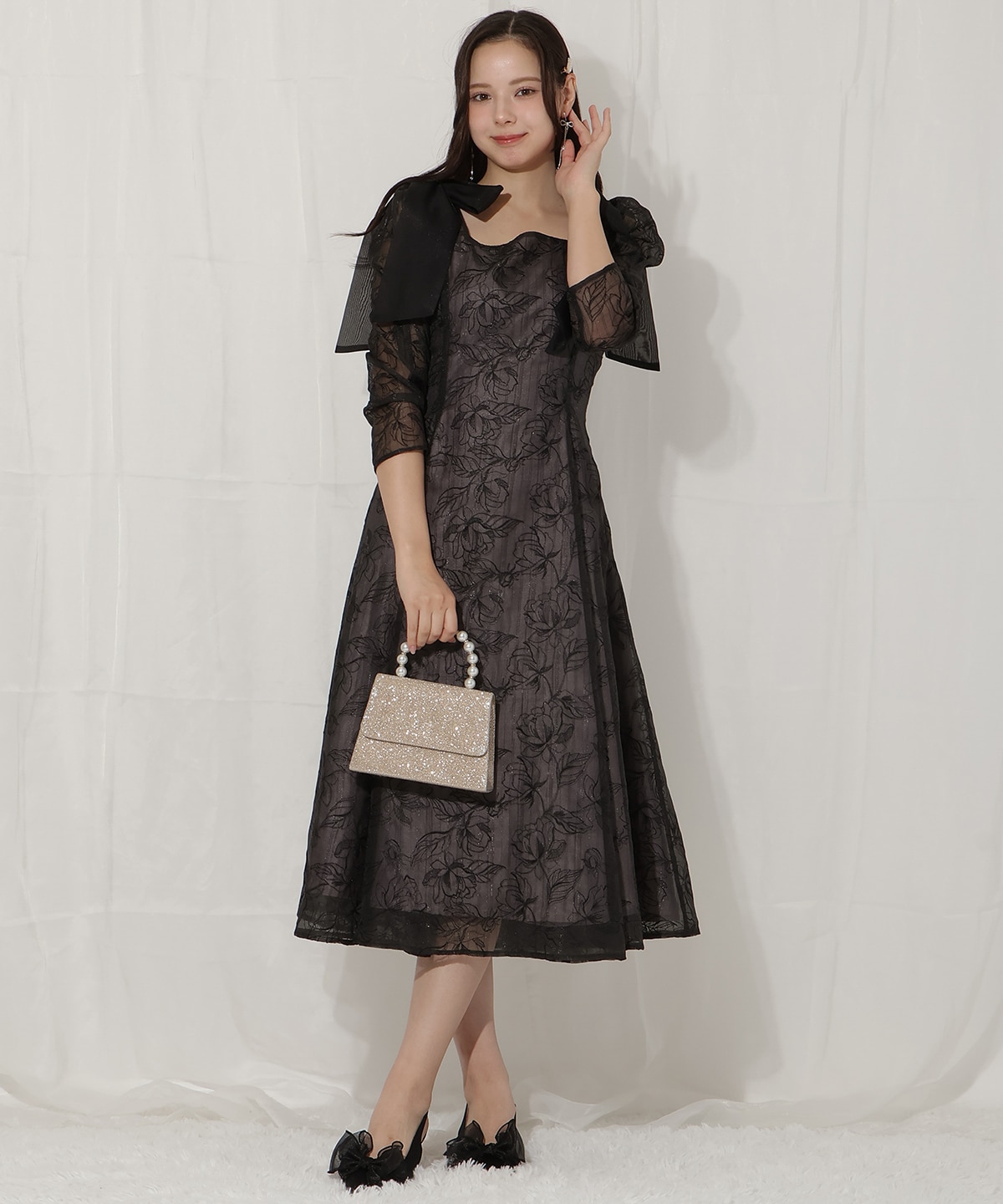 フラワー刺繍肩リボンドレス