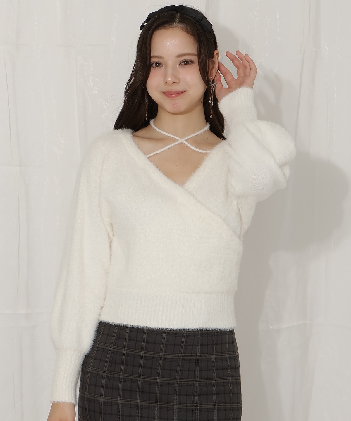 クロスネックカシュクールフェザーニット