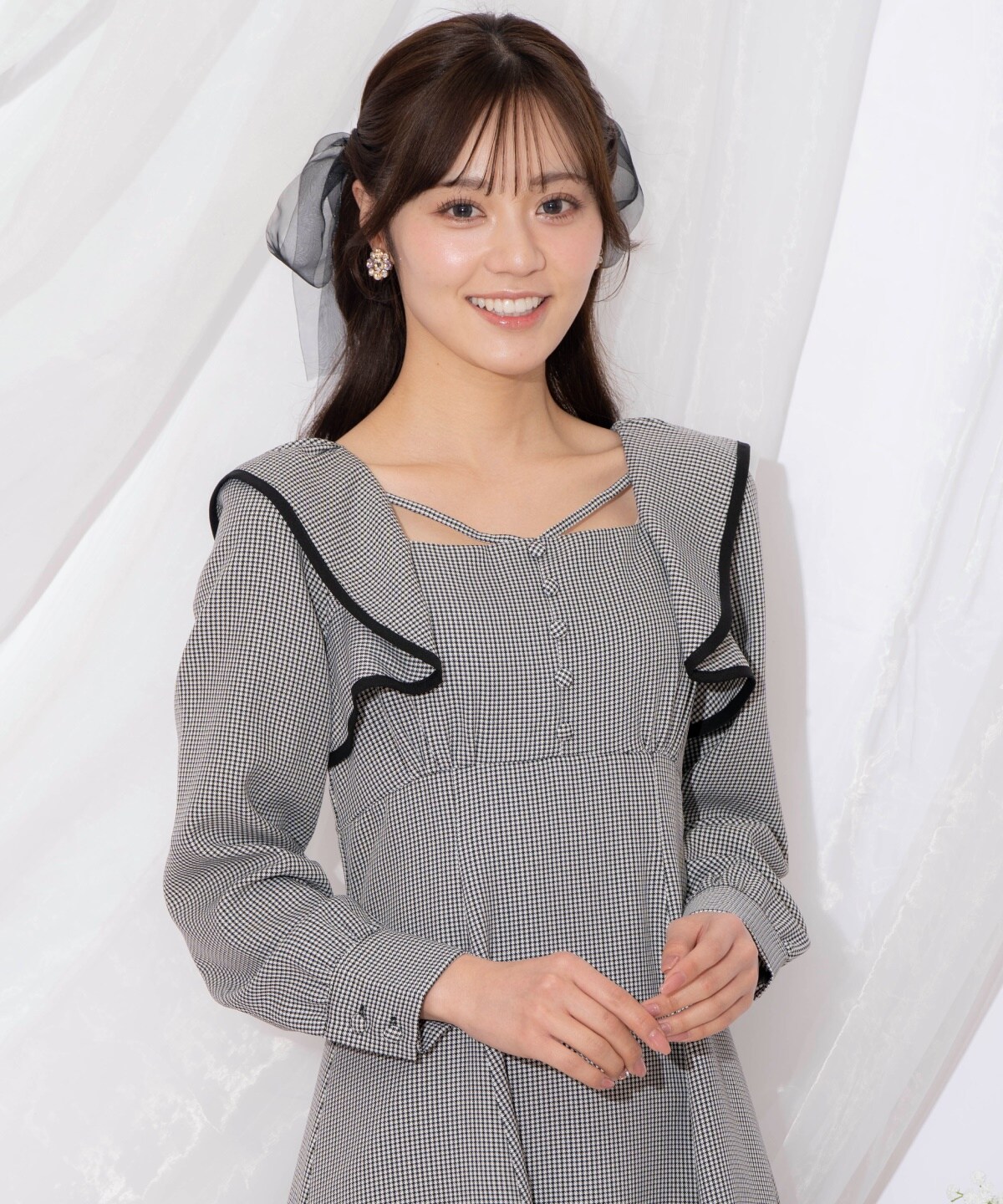 配色パイピングフリルワンピース