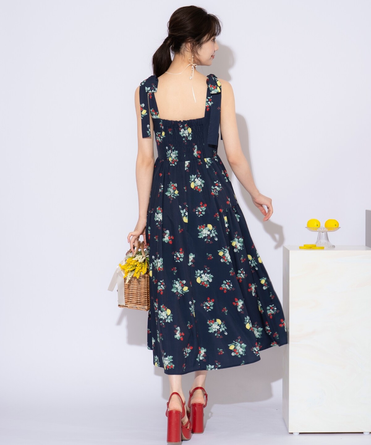 リボンショルダーフルーツプリントワンピース