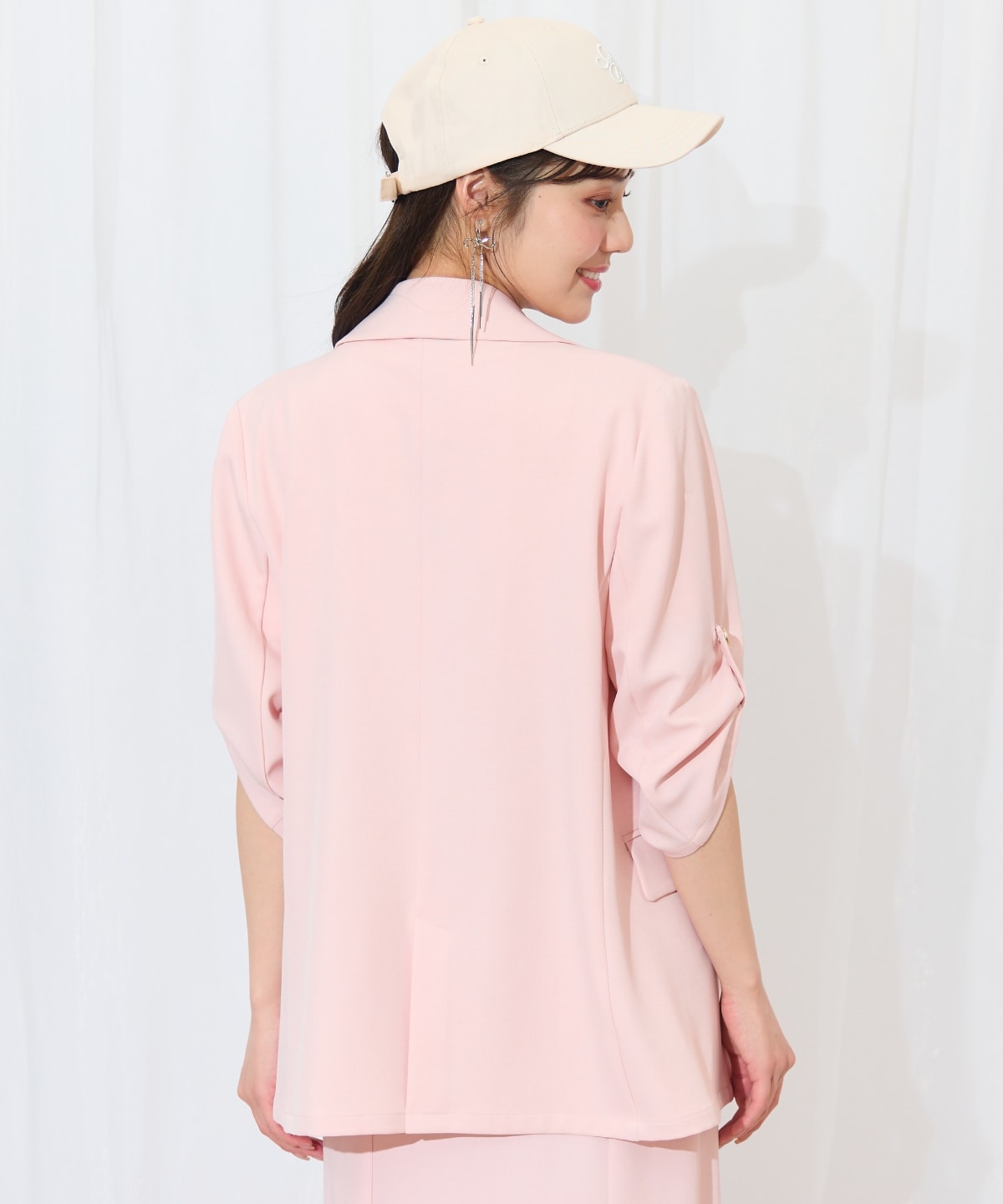 エンブレム付きテーラードジャケット