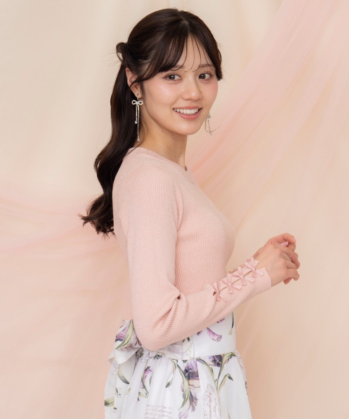 【なくなり次第終了】袖リボンボトルネックニット