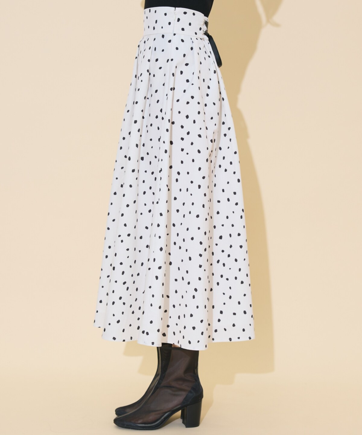 ダルメシアンプリントボリュームタックスカート