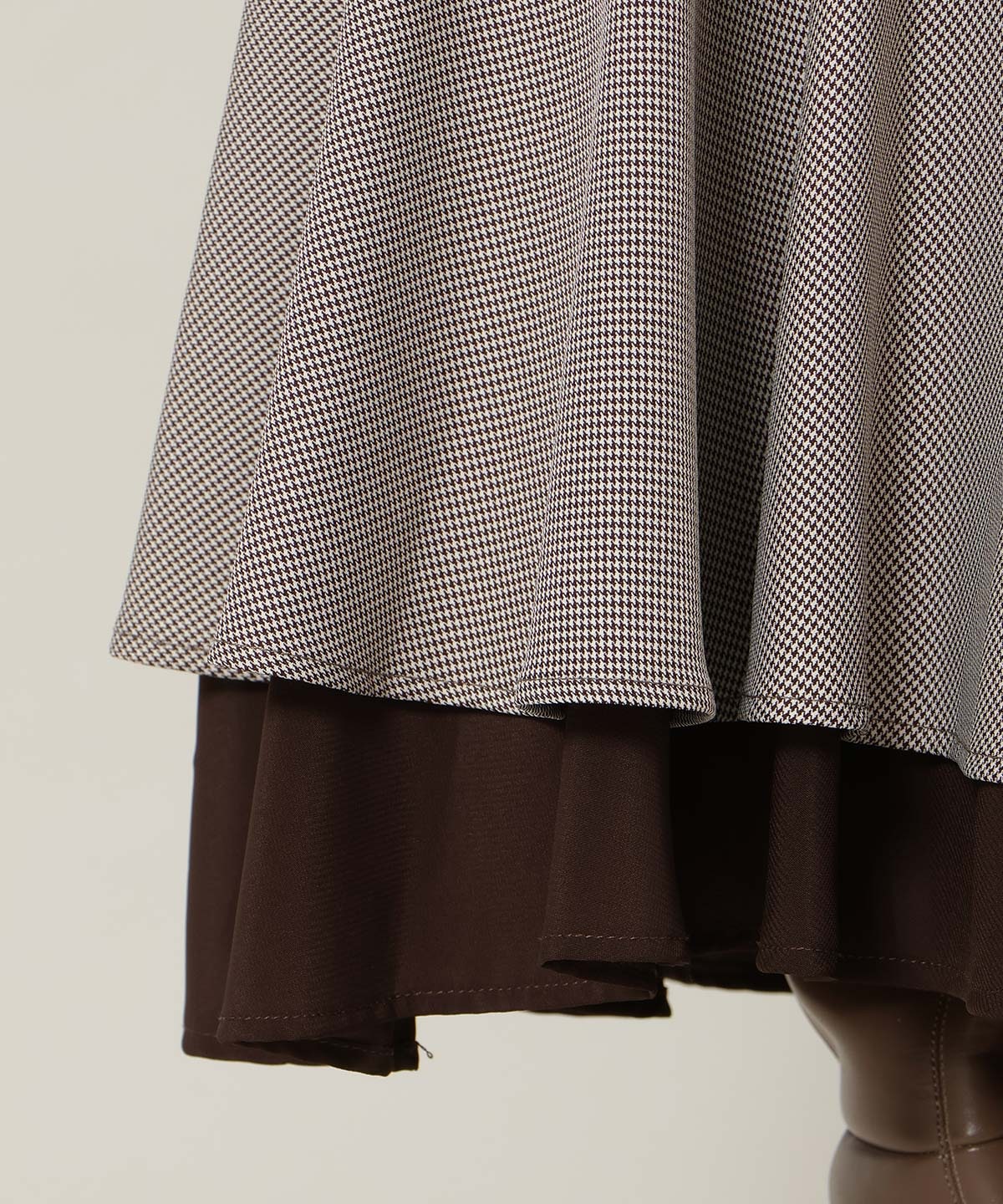 アシンメトリーレイヤードヘムスカート