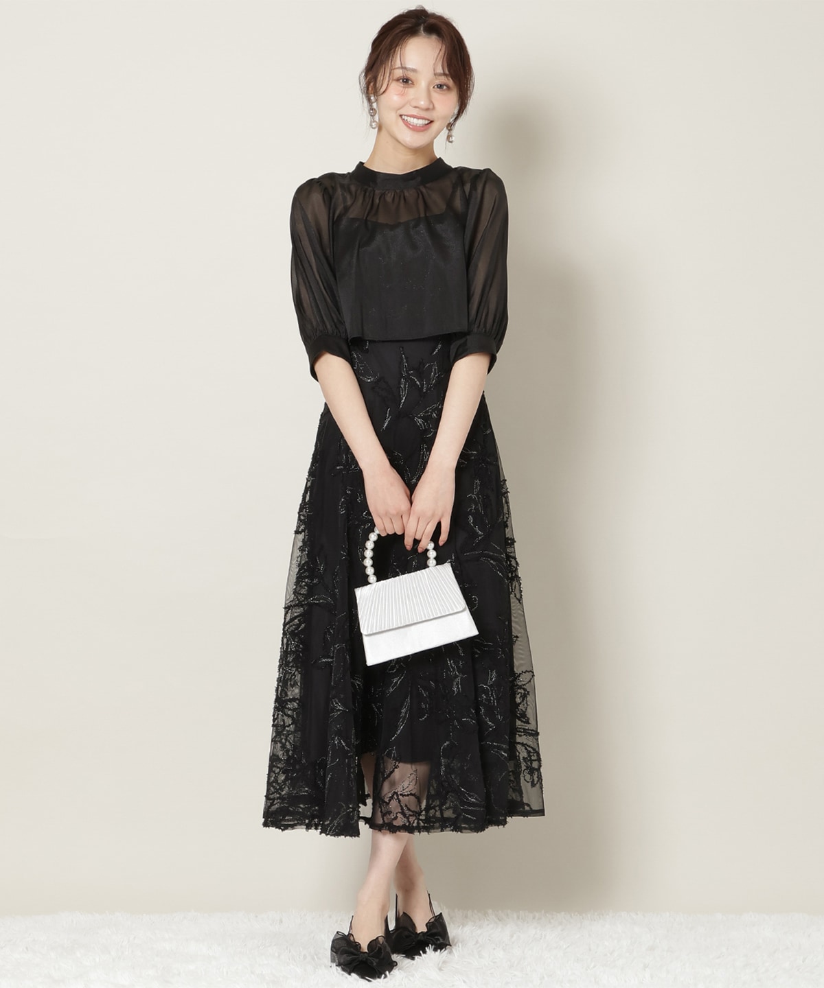 刺繍レースキャミワンピース