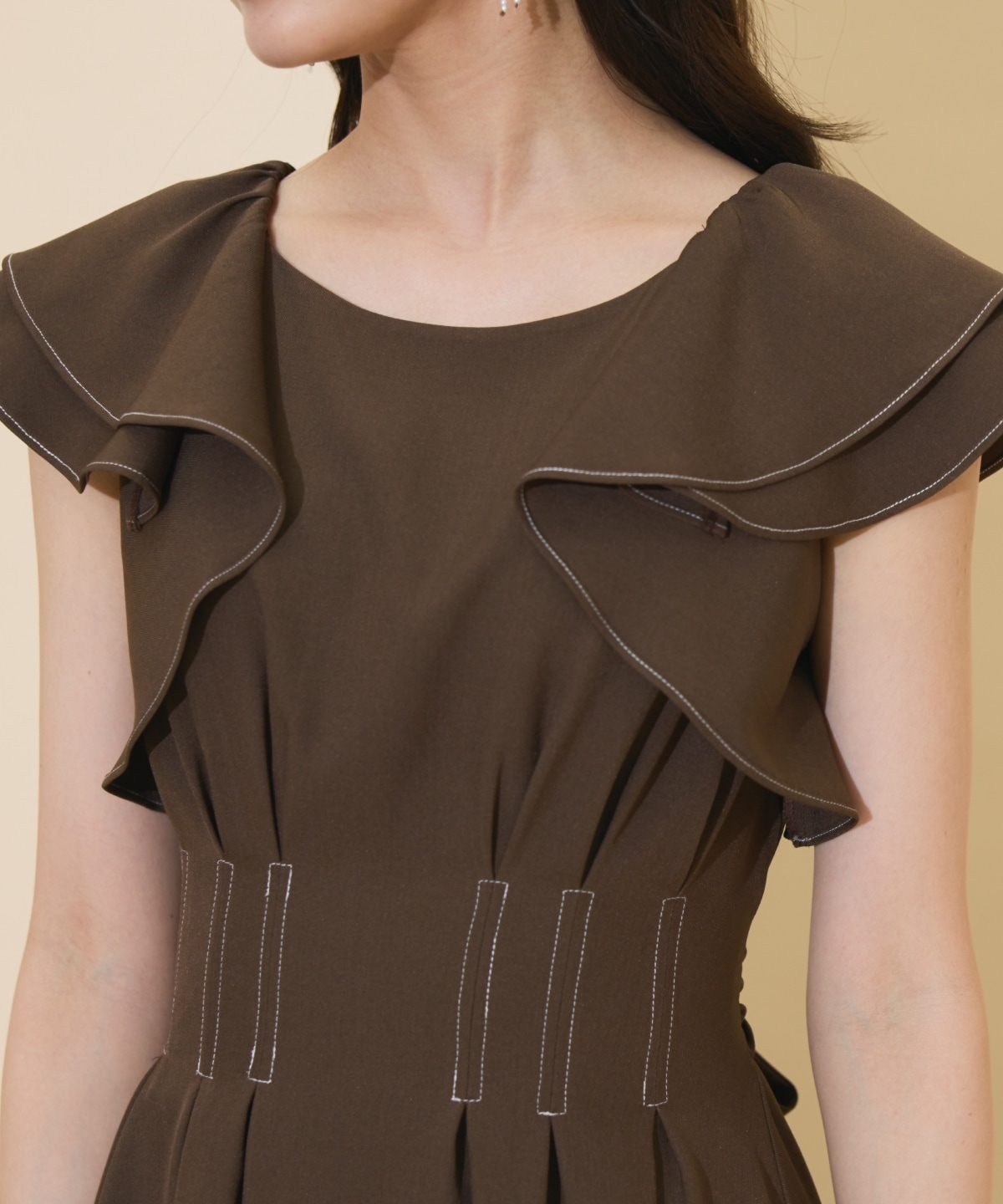 ラッフルスリーブバックリボンワンピース