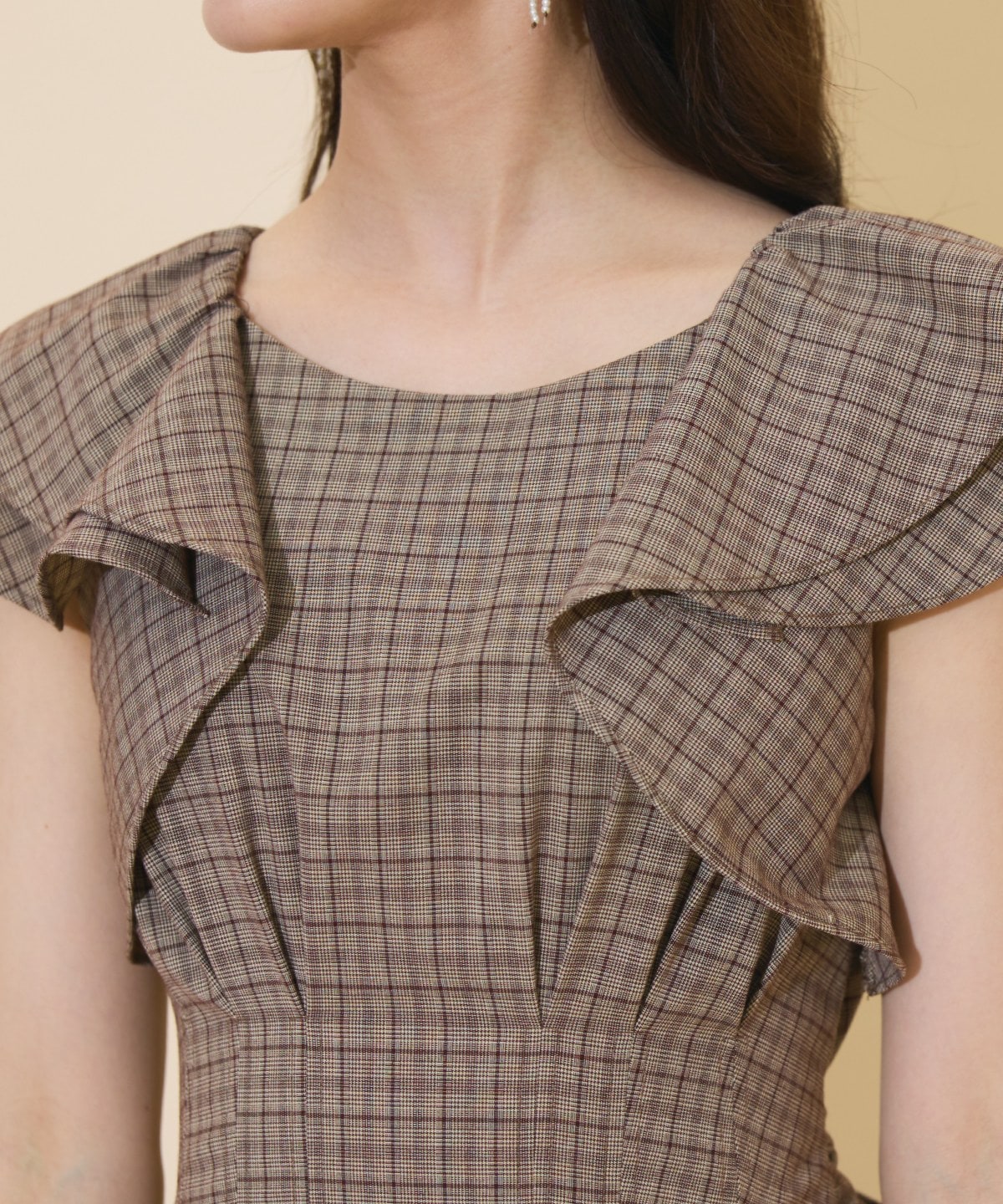 ラッフルスリーブバックリボンワンピース