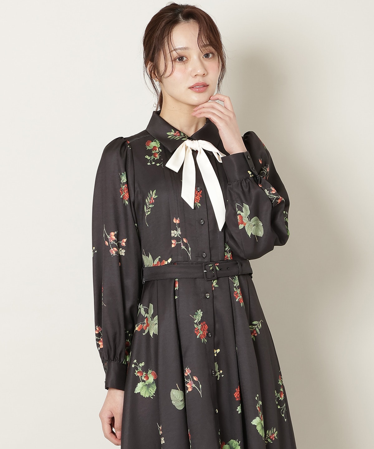 【12/5(fri)10時発売】ウィンターボタニカルリボンタイワンピース