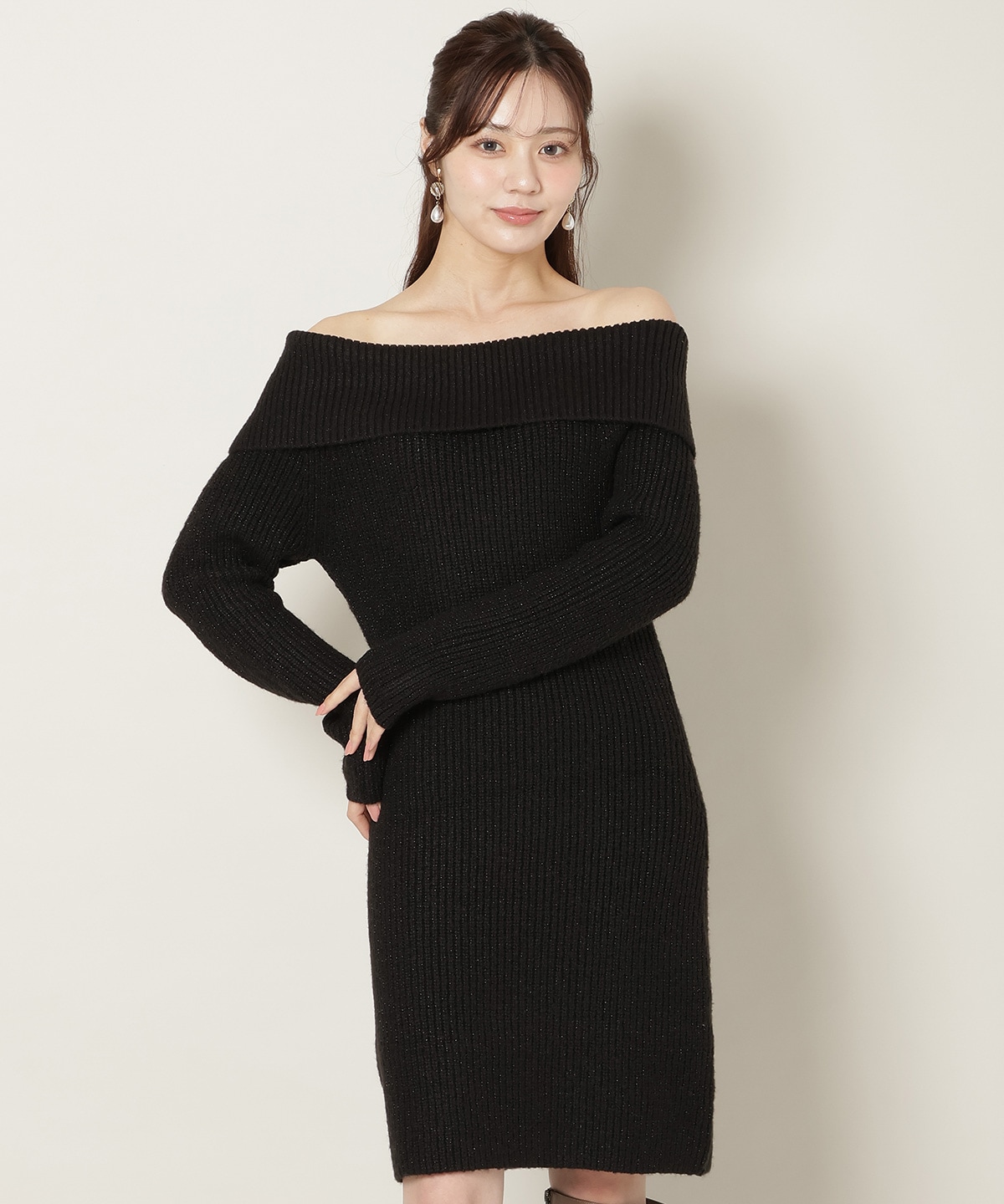 リボンショルダーオフショルニットワンピース