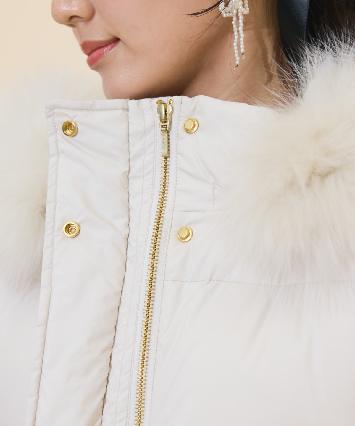 ファー付きショートダウン