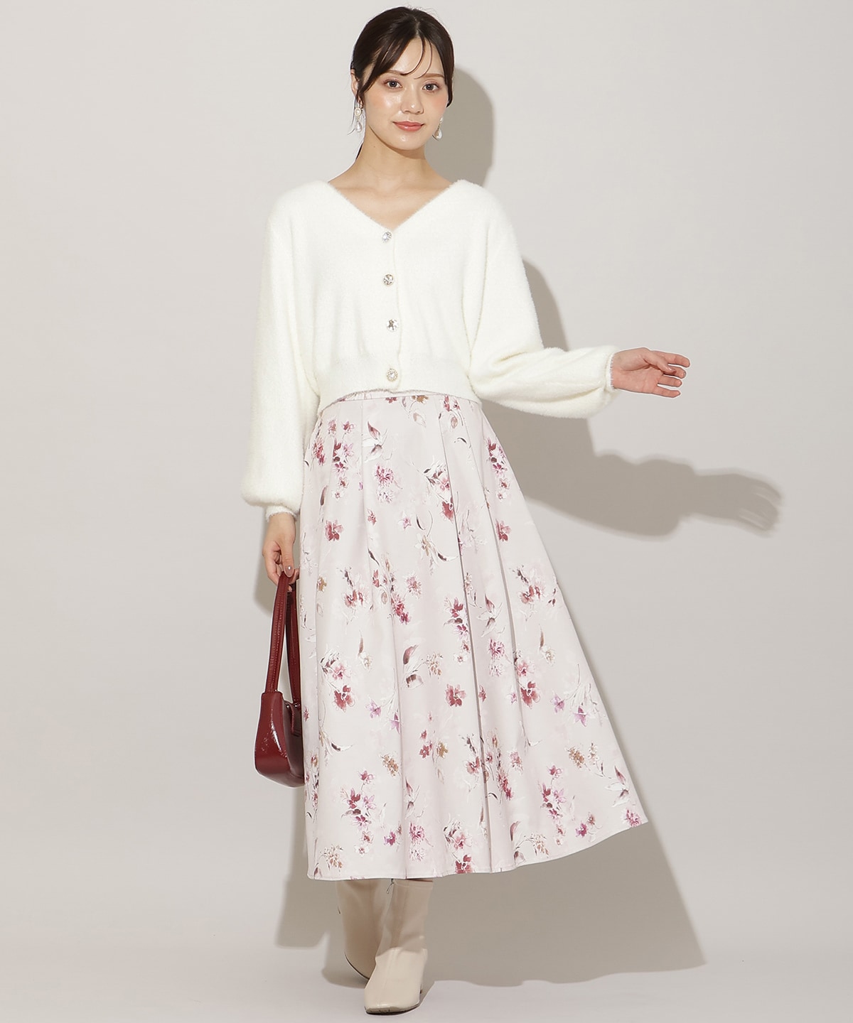 【再入荷予約受付中】アソートボタンラメフェザーカーディガン