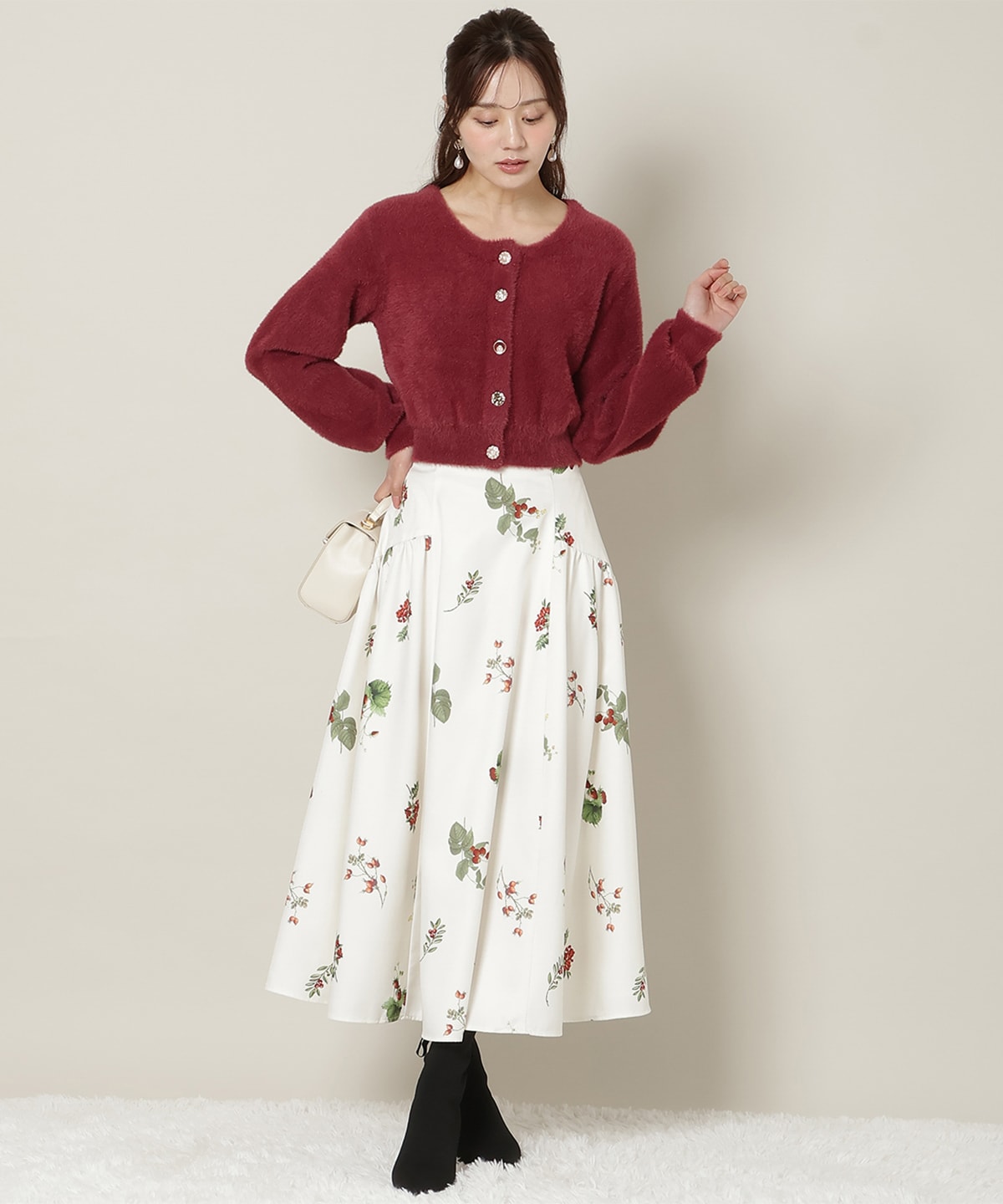 ラウンドネックラメフェザーカーディガン