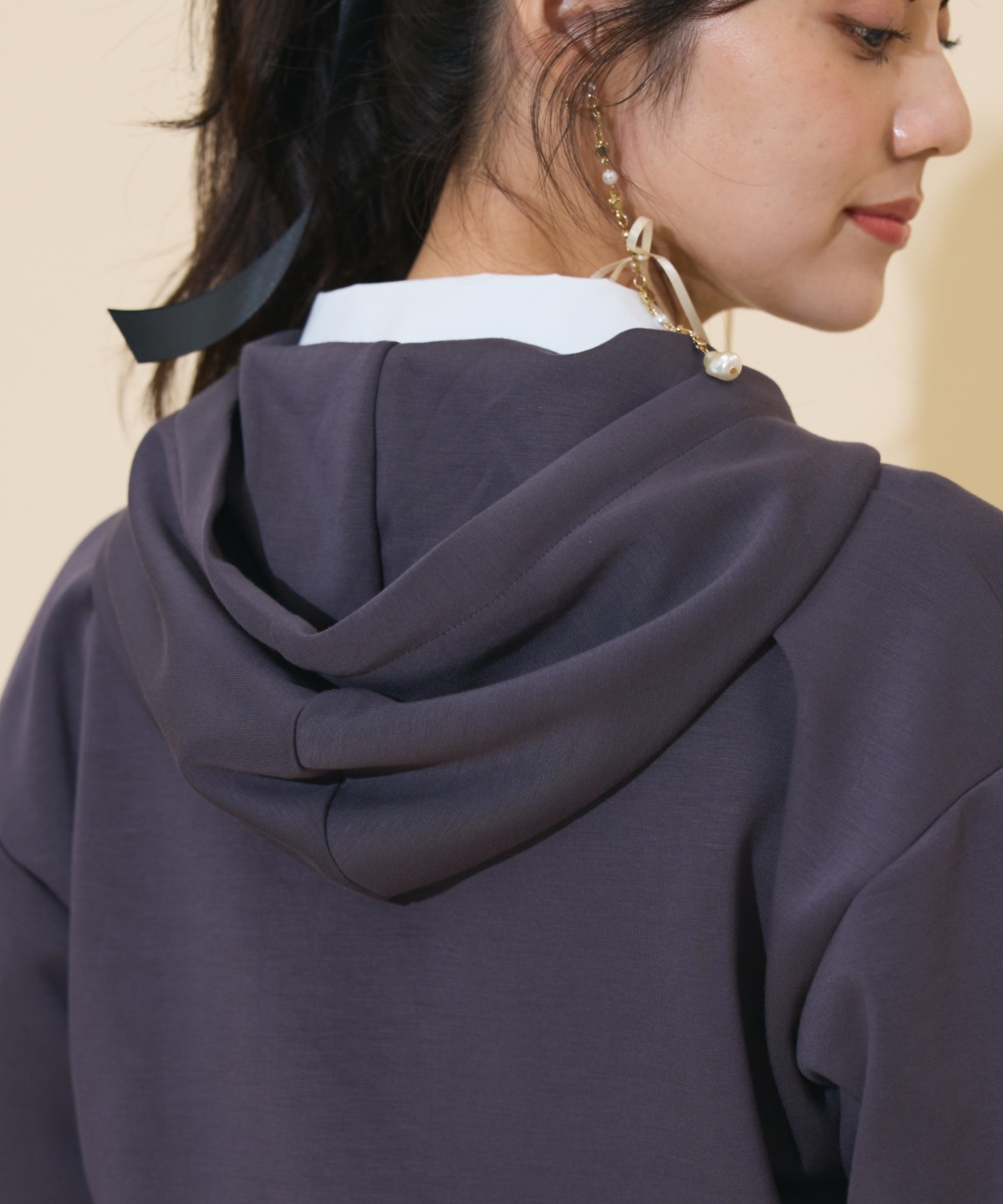 ロゴテープパーカー