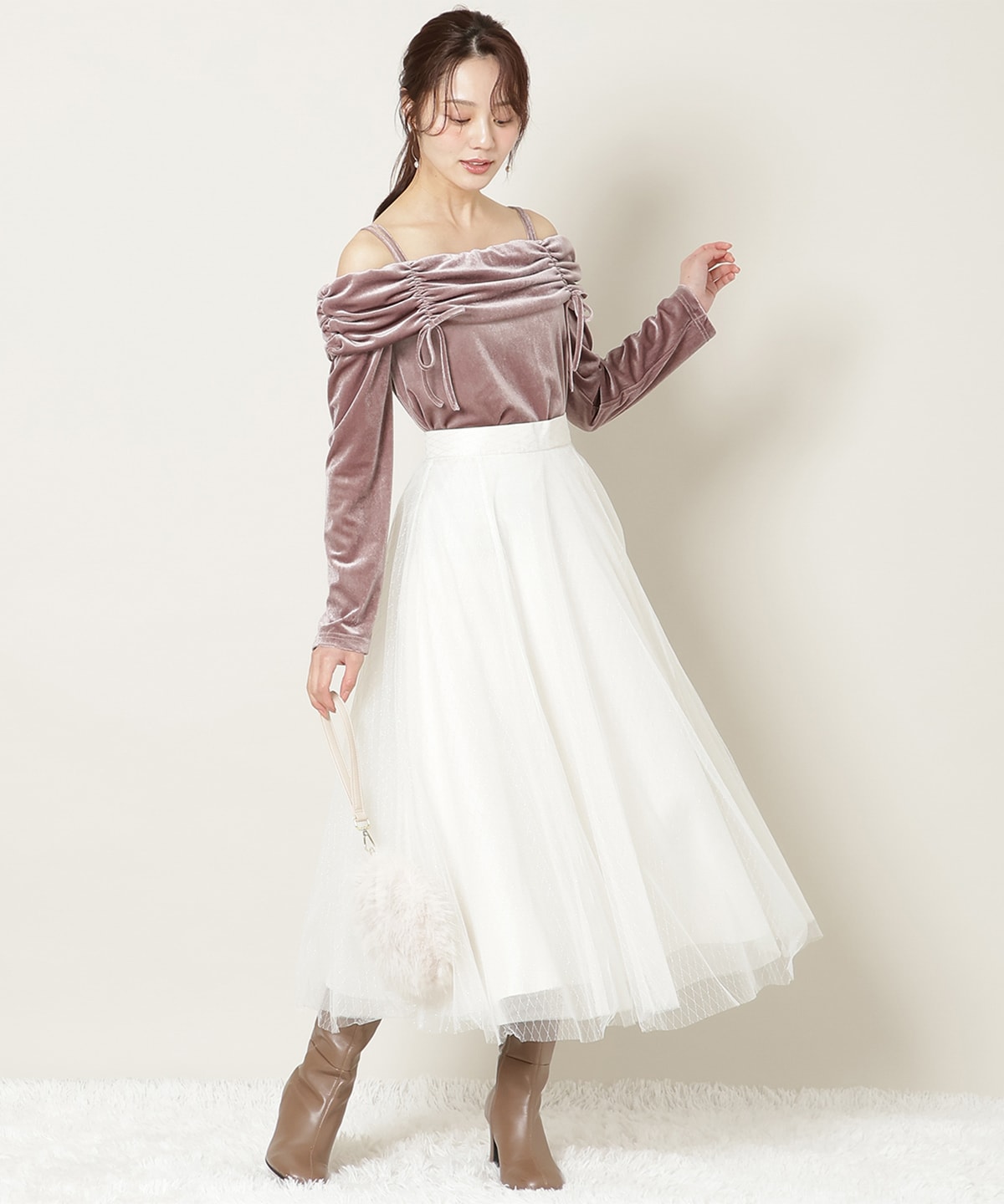 ギャザーオフショルベロアトップス