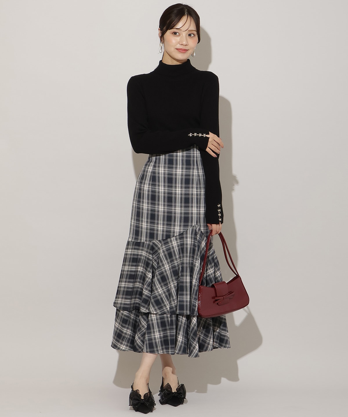 袖口リボンリブタートルニット