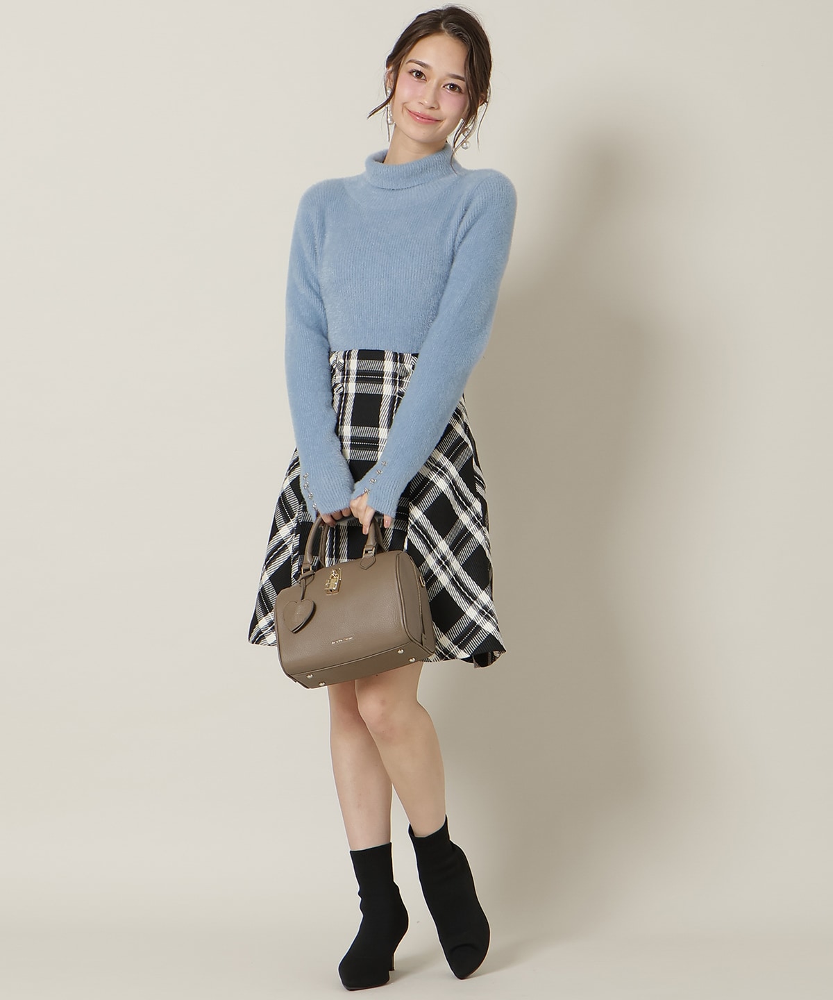 FOXライクヤーンタートルネックプルオーバー