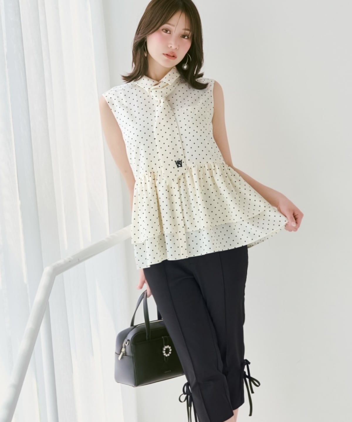 ティアードヘムリボンタイブラウス