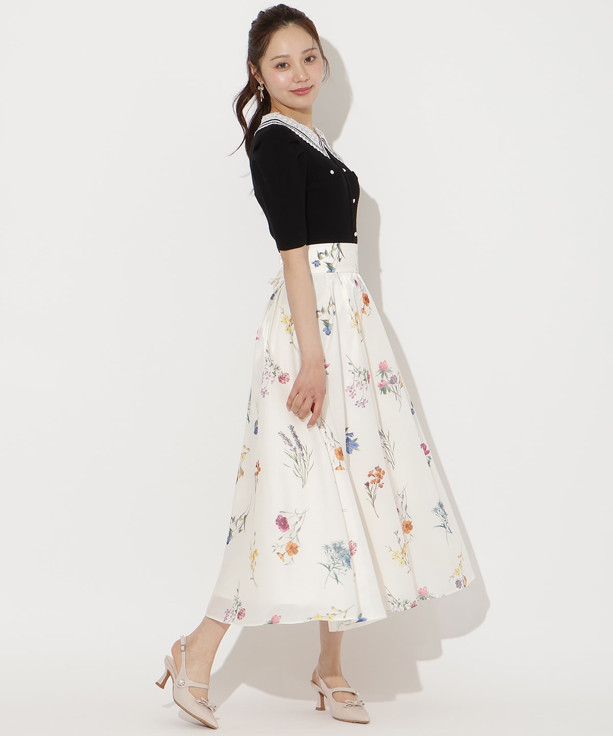 【3/12(thu)10時発売】ボタニカルフラワーシアータックスカート
