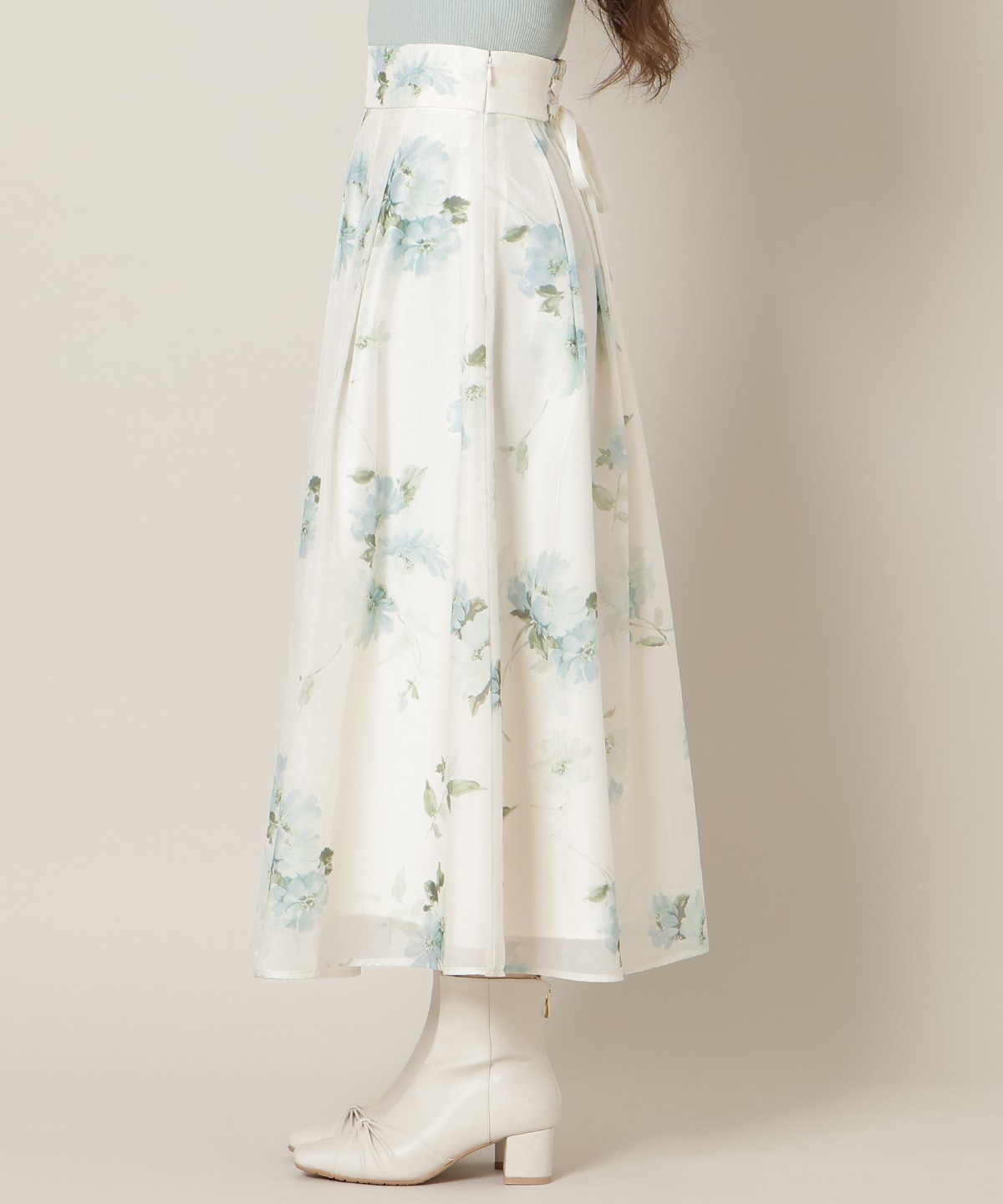 フラワープリントシアータックスカート