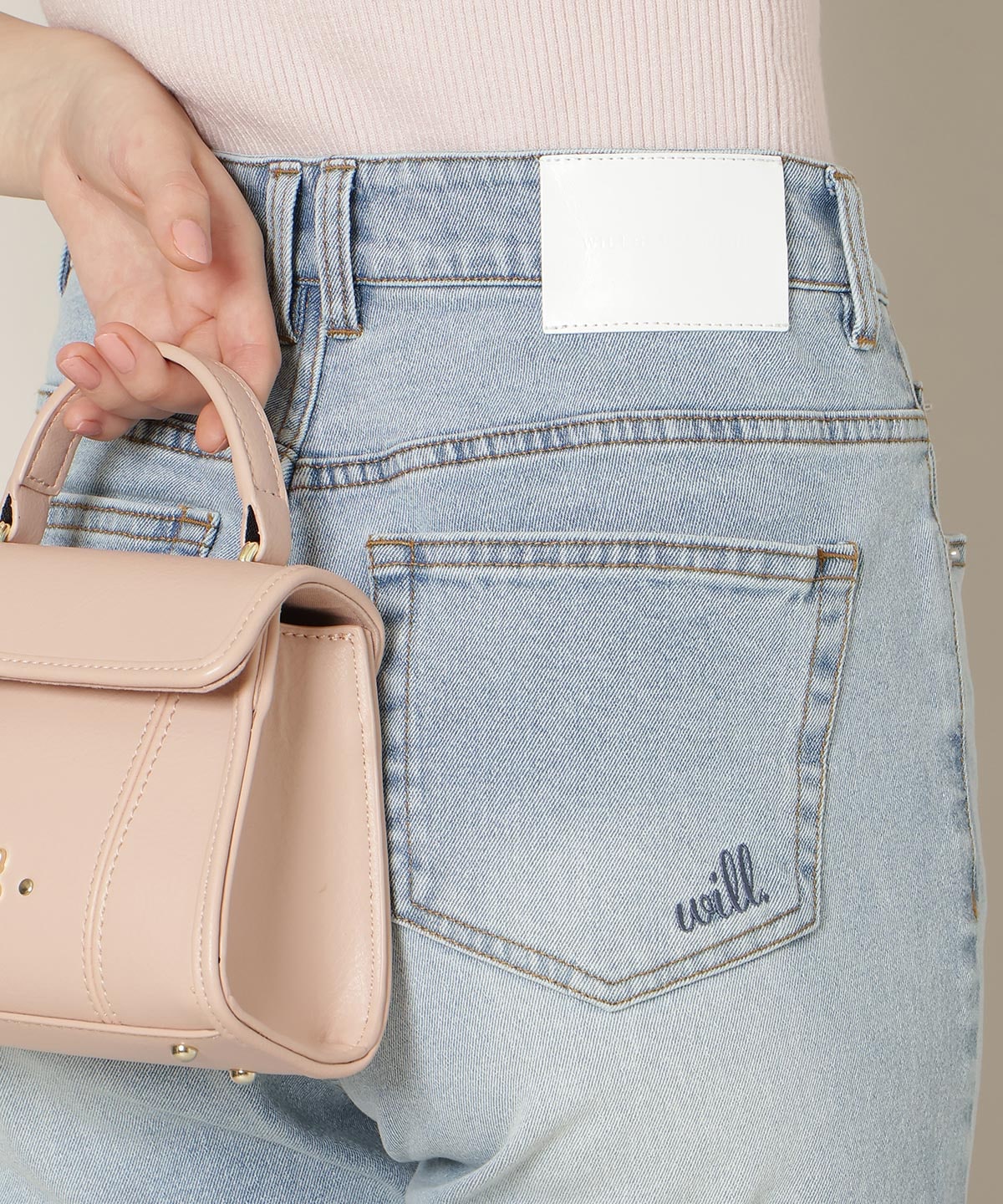 ロゴ刺繍セミフレアデニムパンツ