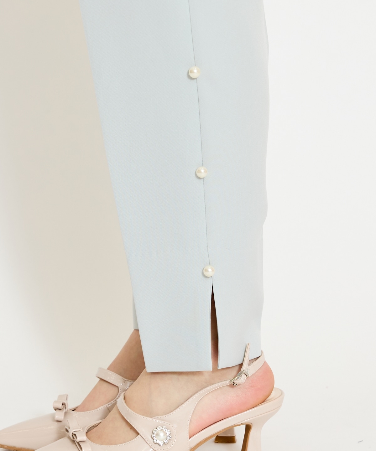 パールデザインテーパードパンツ