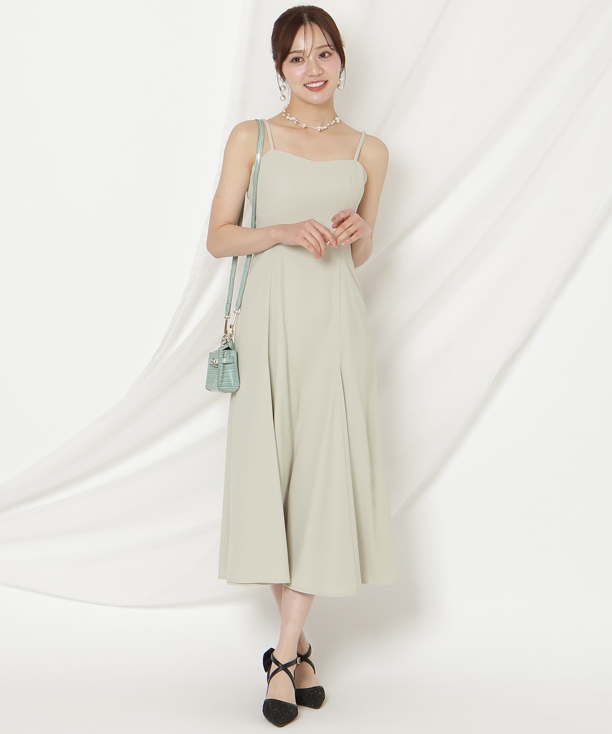 バックリボンシフォンレースブラウス×フレアロングキャミワンピース