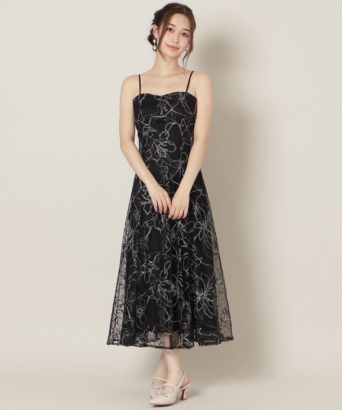 フロントスリットフレアブラウス×フレアレースキャミワンピース