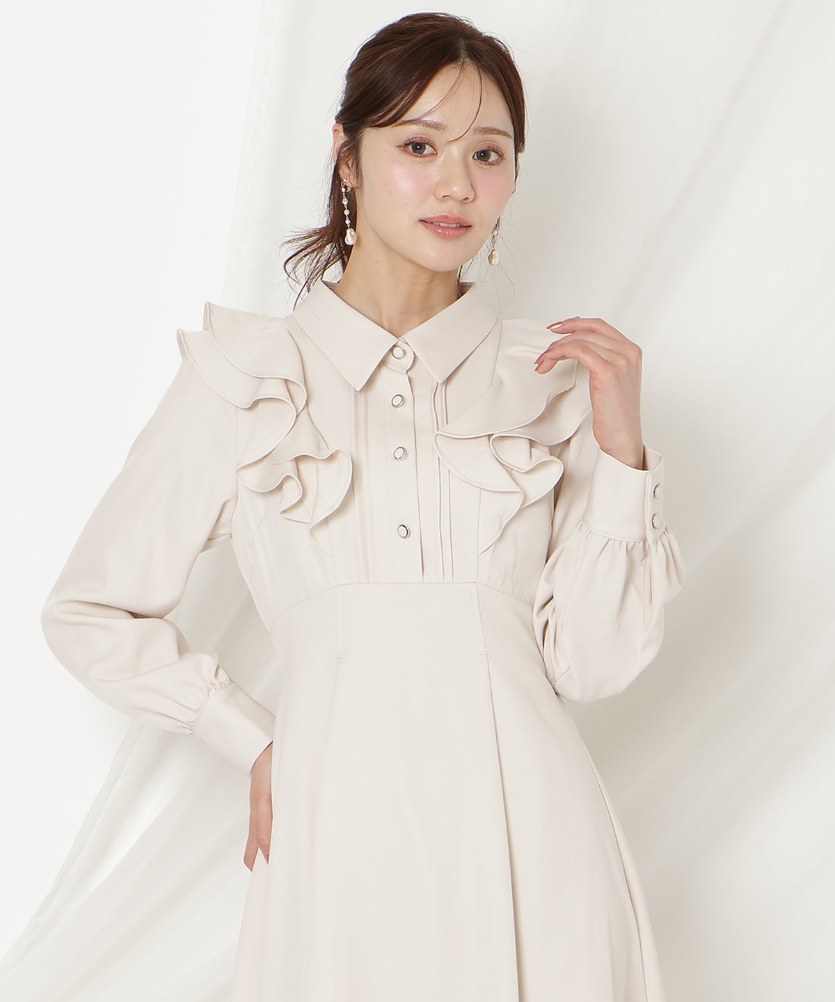 ラッフルリボンタイフレアワンピース