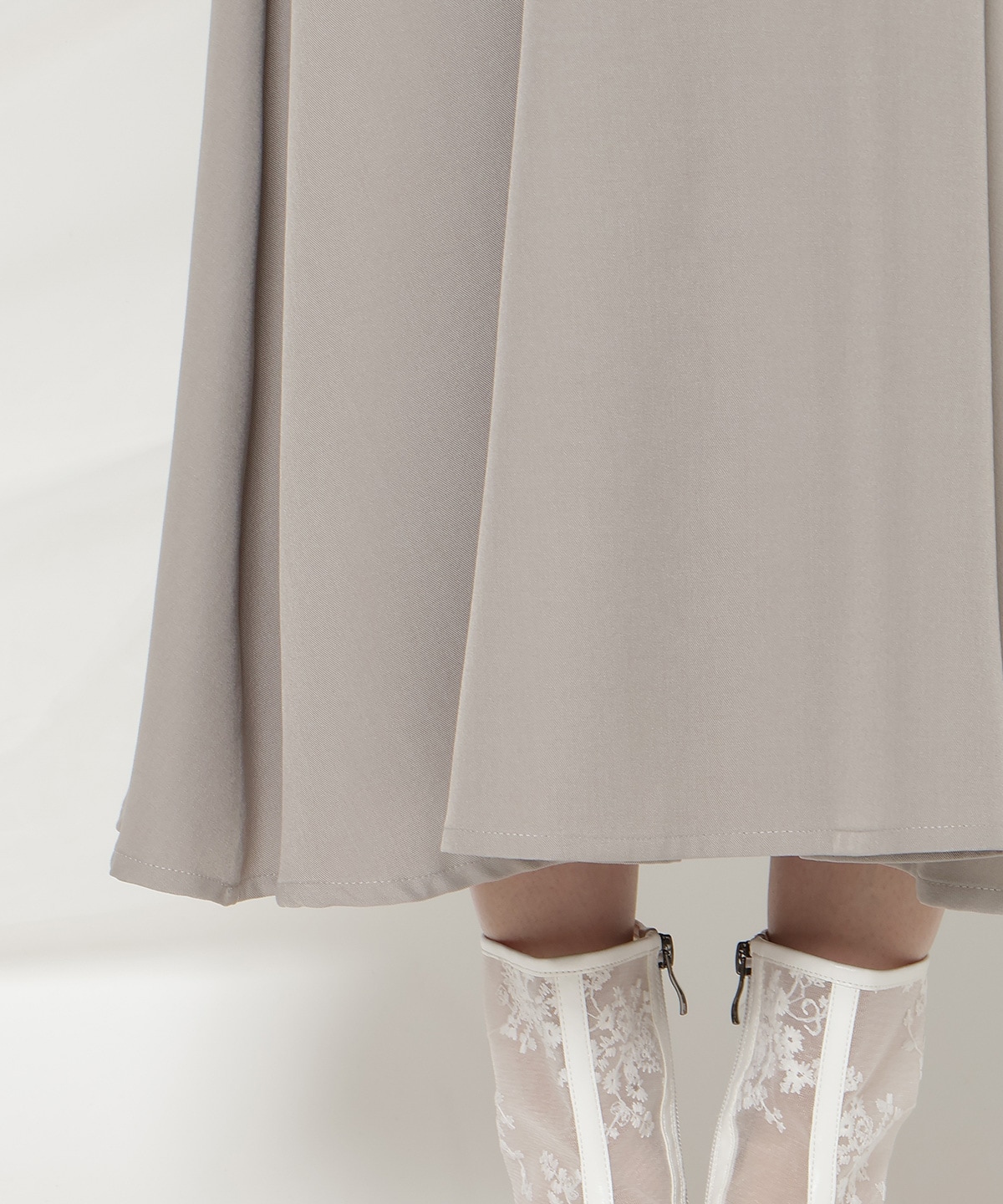 ラッフルリボンタイフレアワンピース