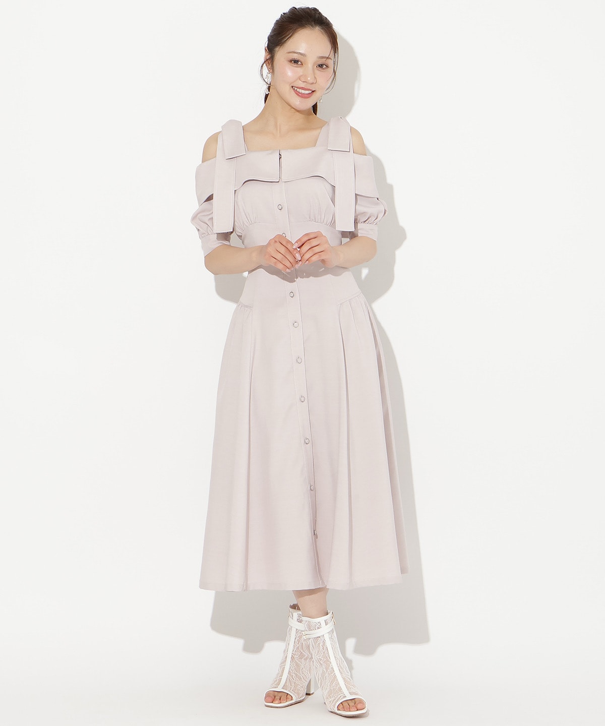 リボンオフショルワンピース