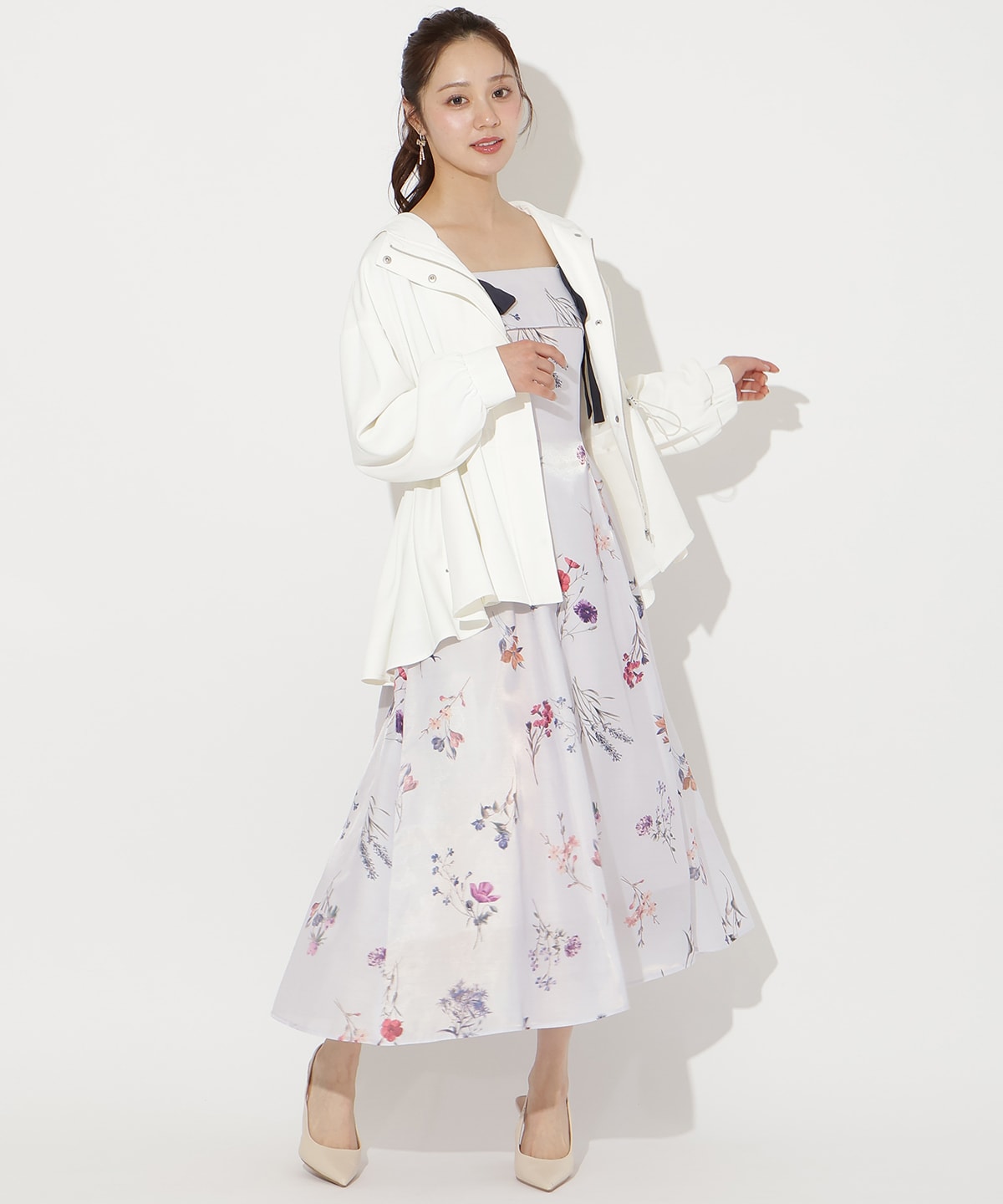 ドロストペプラムフードブルゾン