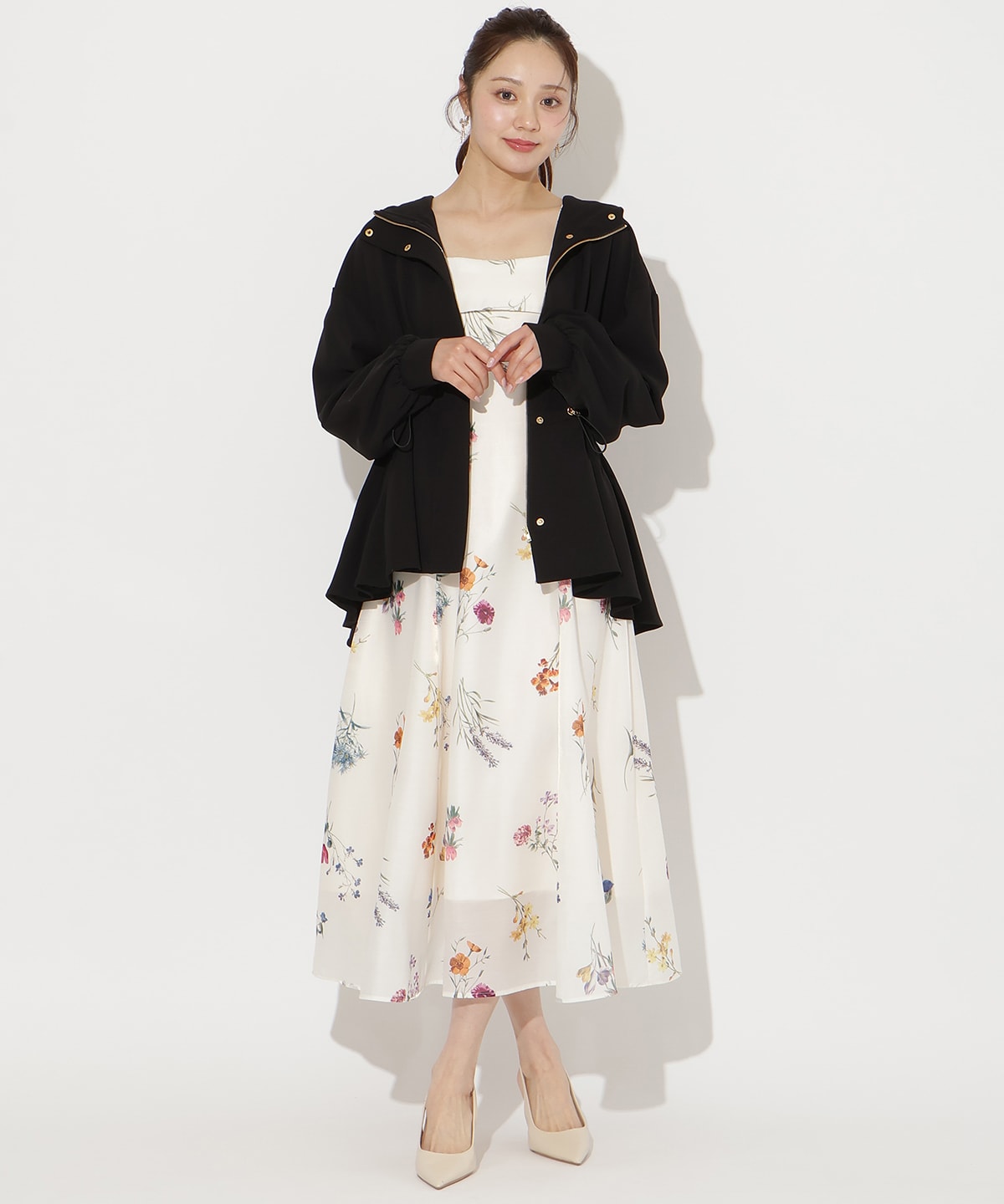 ドロストペプラムフードブルゾン