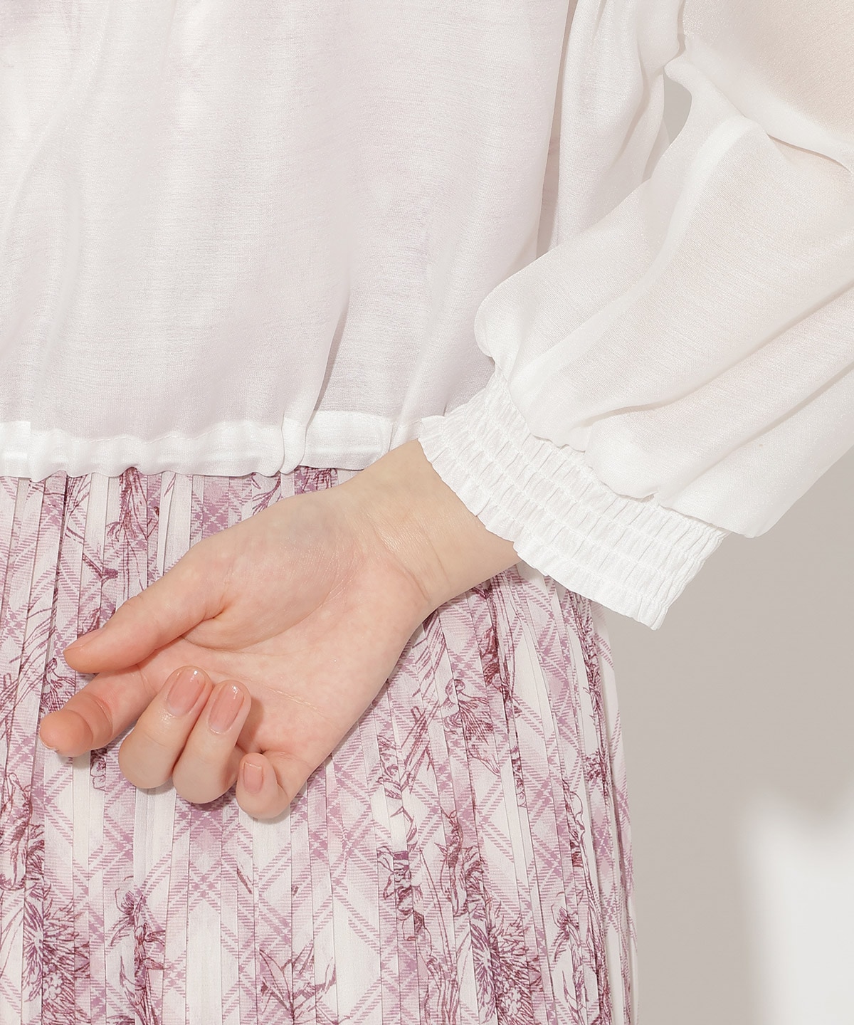 シャイニードロストシアーブルゾン