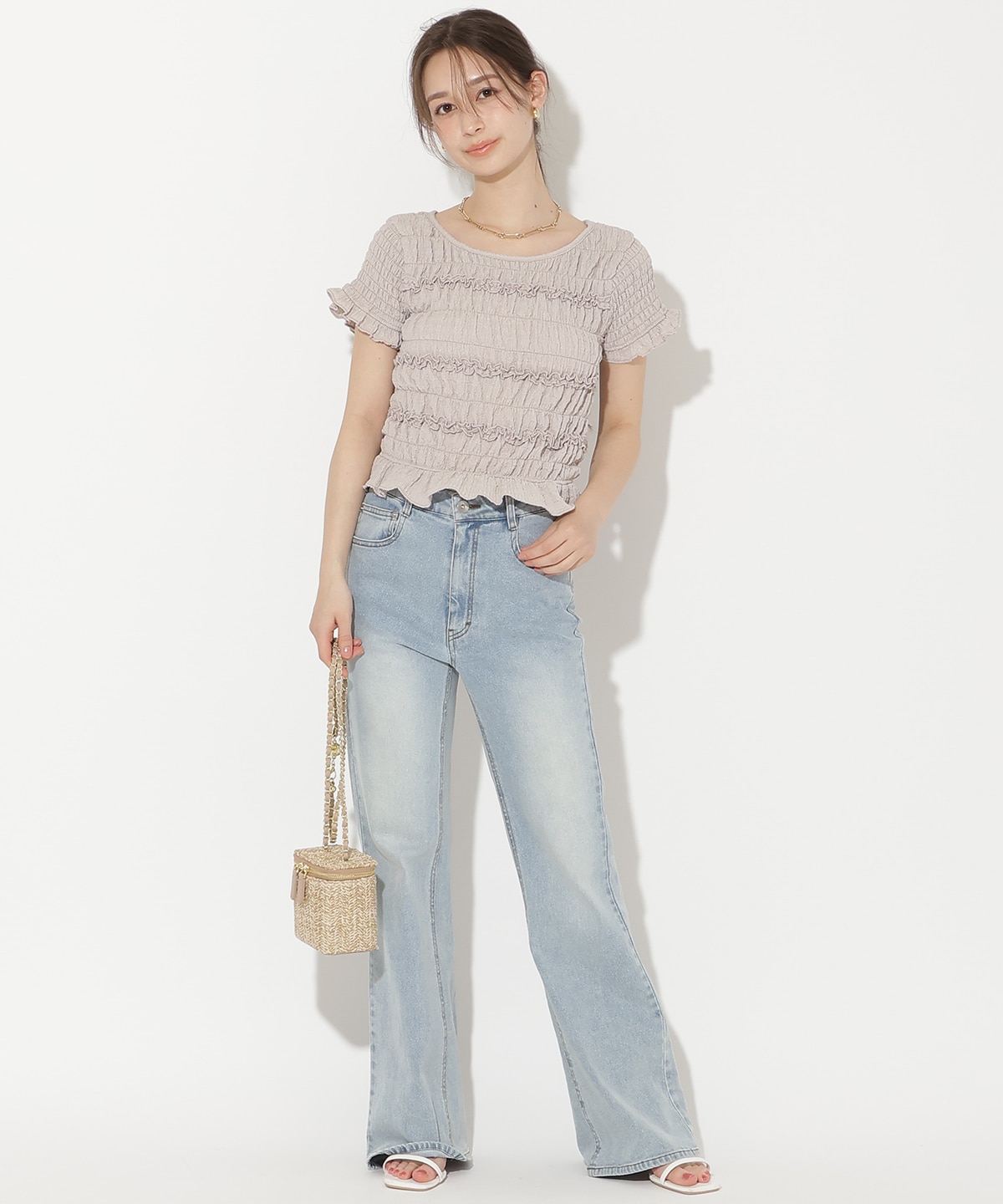 シャーリングフリルトップス