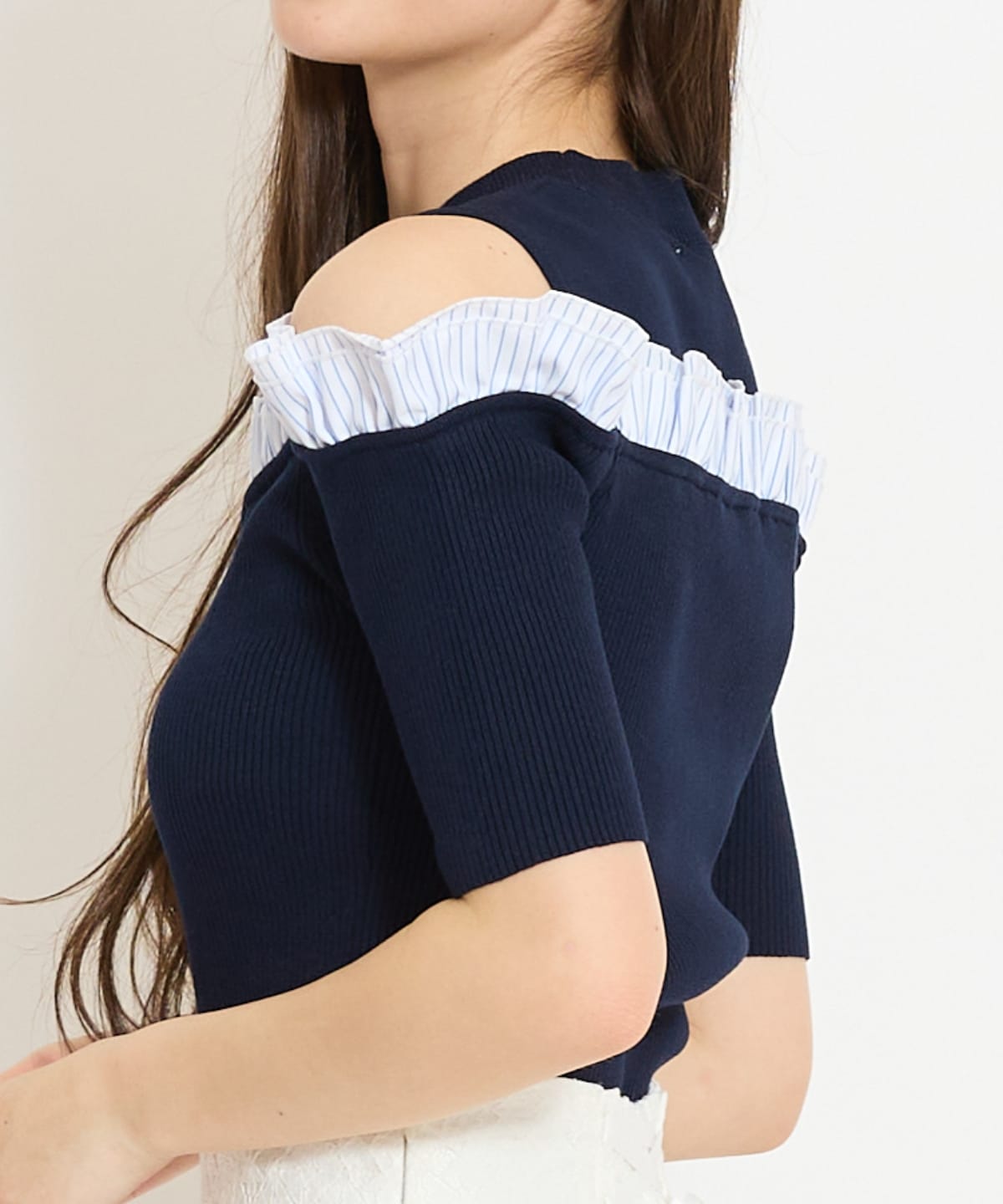 フリルレイヤードリブニット