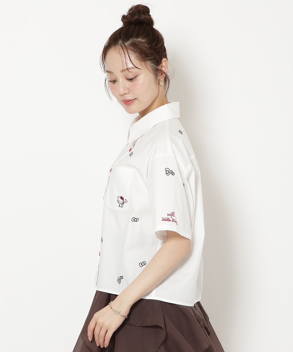 【8/7(fri)20時発売】WILLSELECTION×HELLO KITTY 刺繍クロップドシャツ
