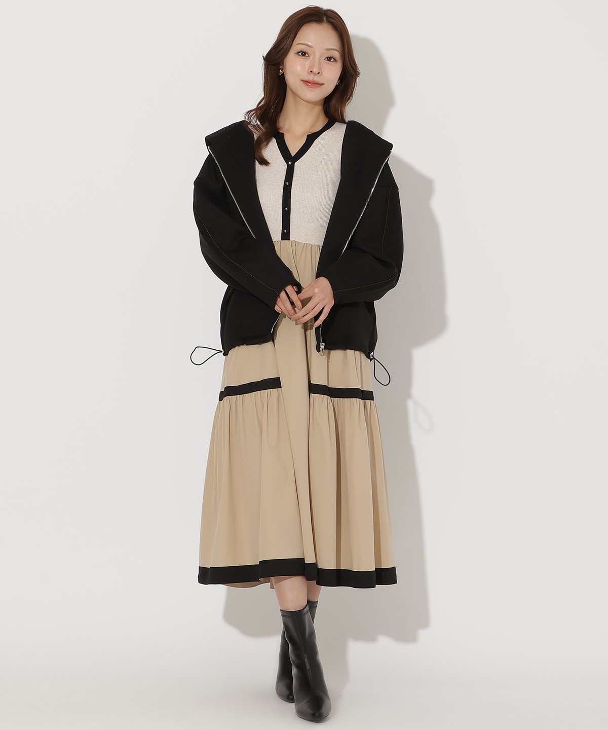 ダンボールポンチフードジップパーカー