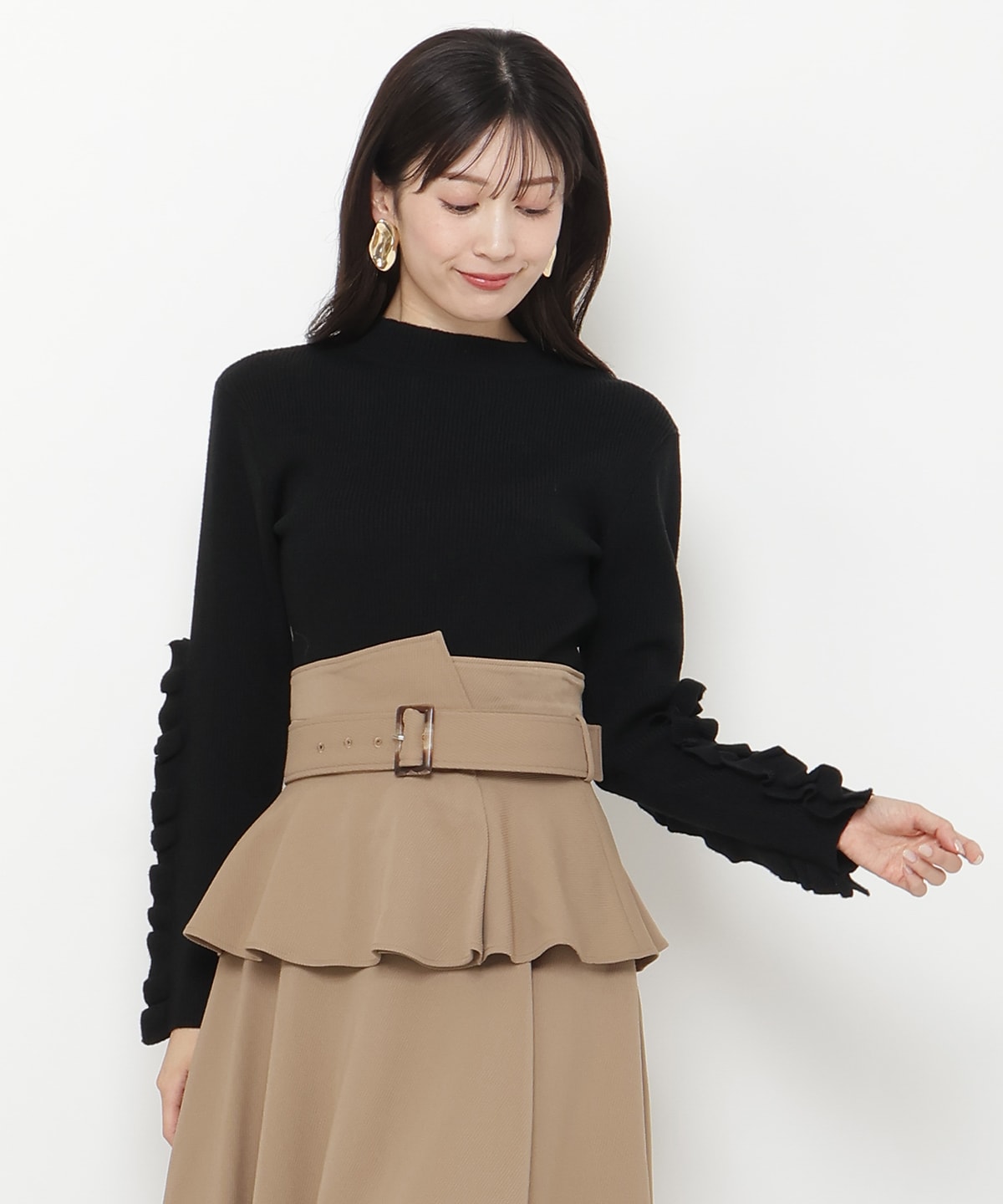 袖フリルハイネックリブニットプルオーバー